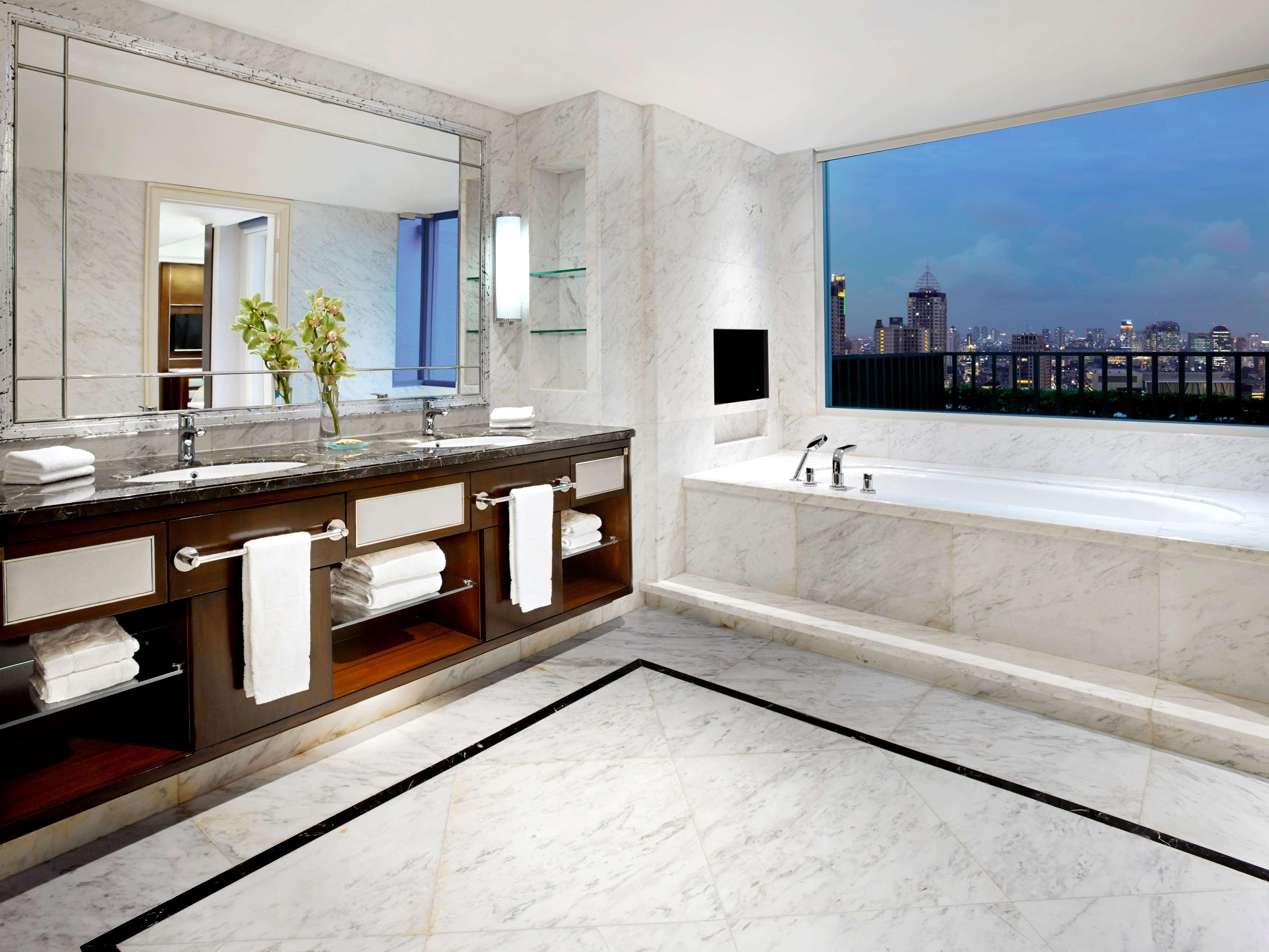 Suite Executive King Bed