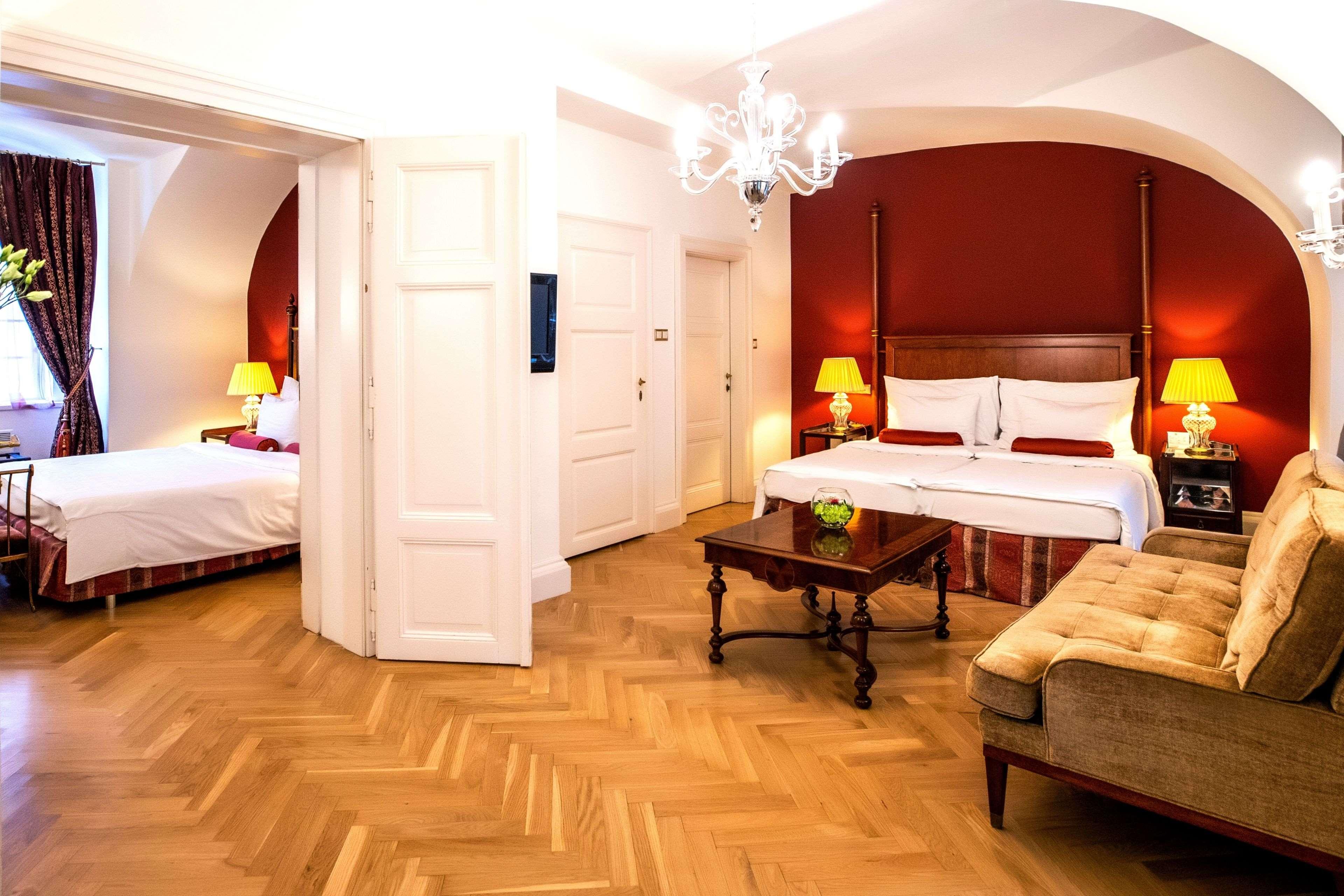 Family Room Standard