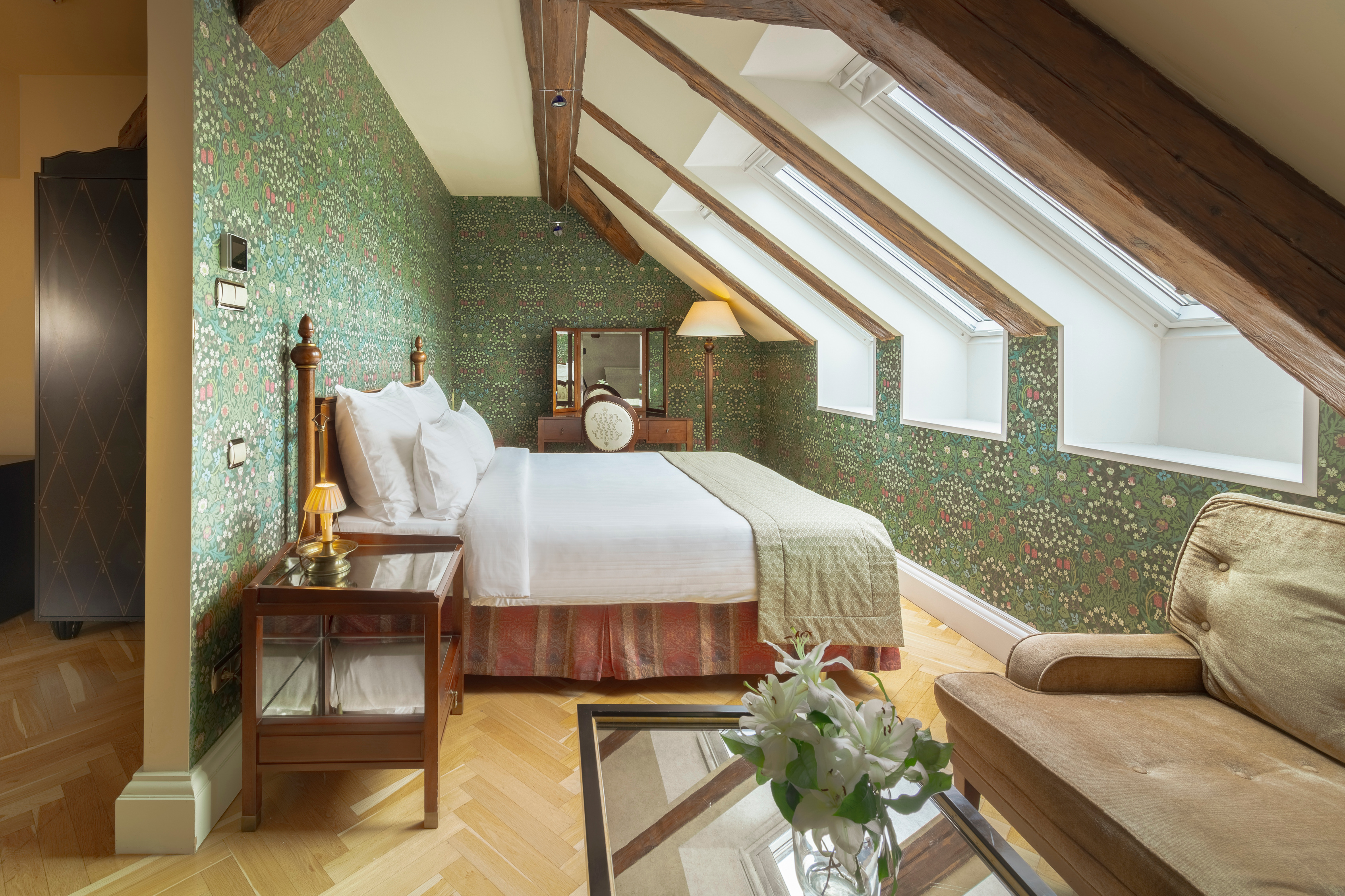 Double Executive King Bed