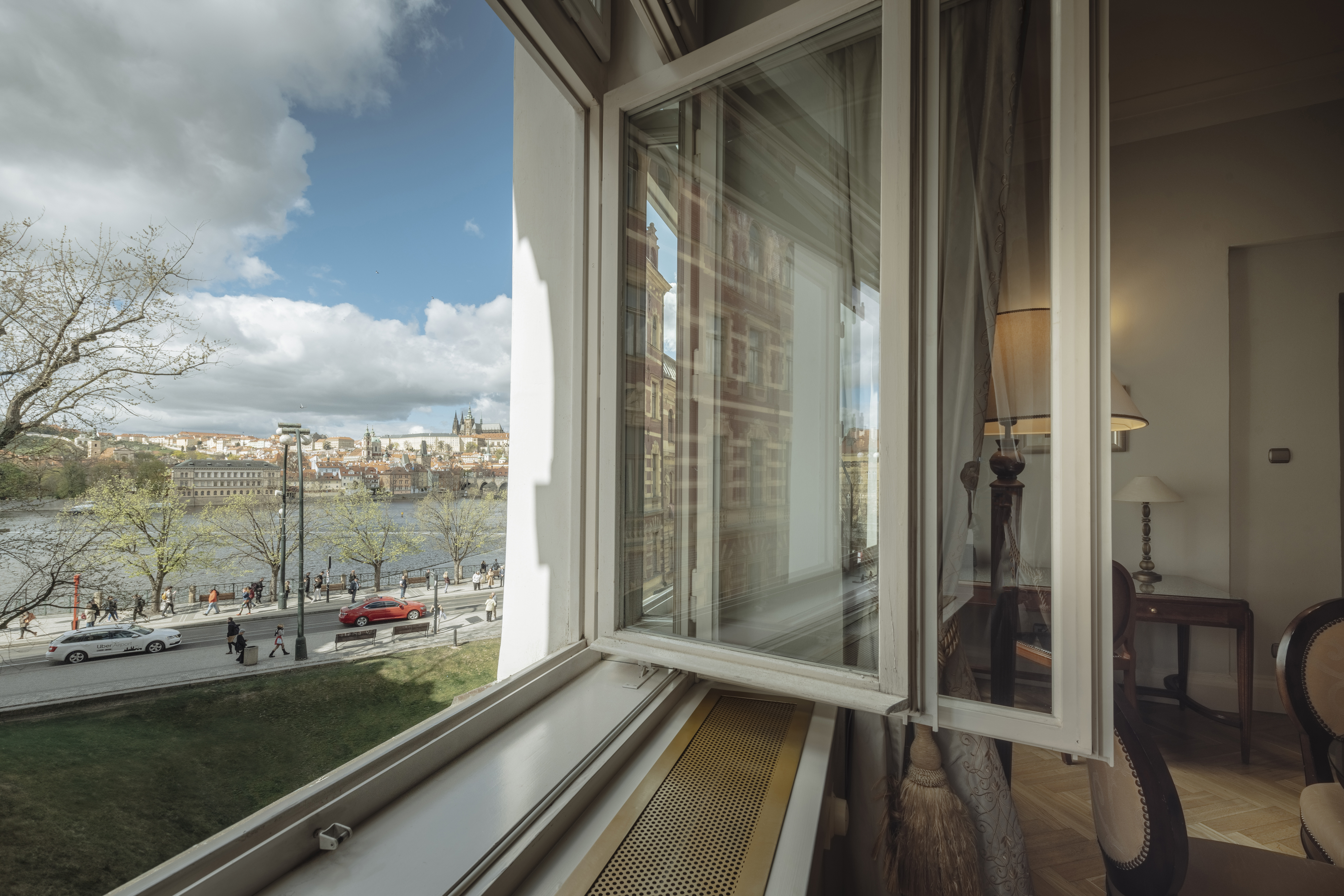 Suite Deluxe River View