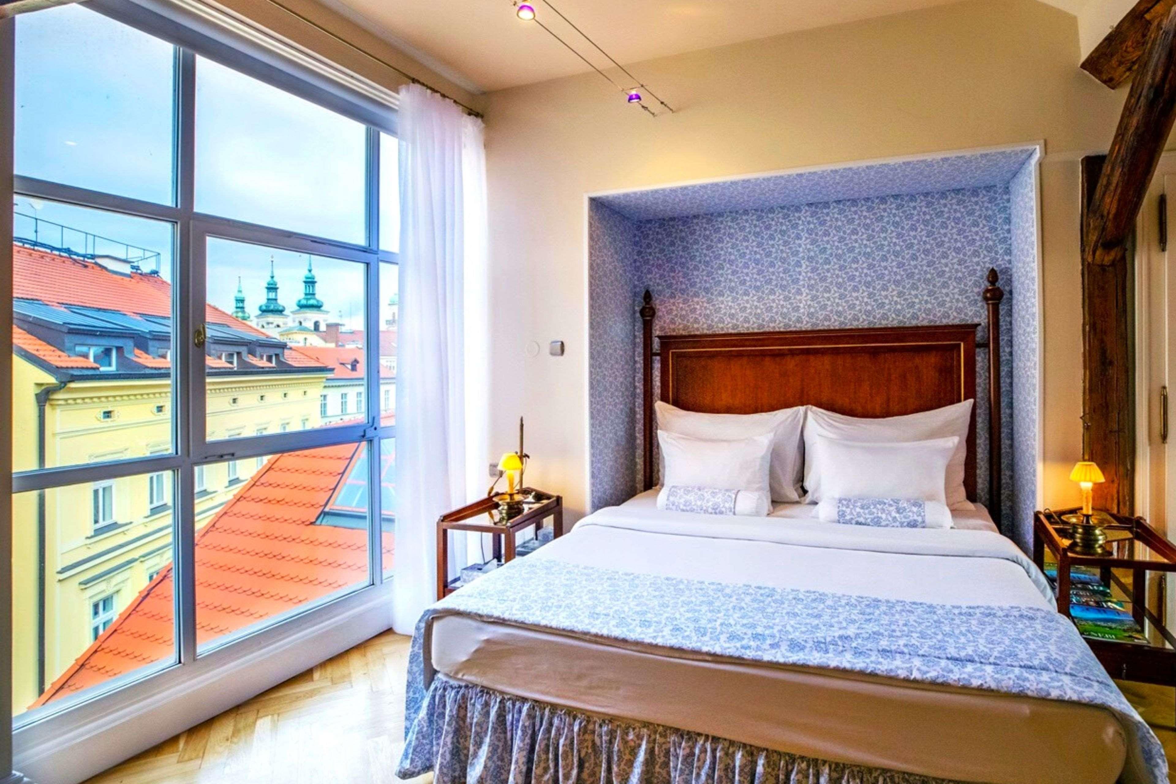 Double or Twin Deluxe