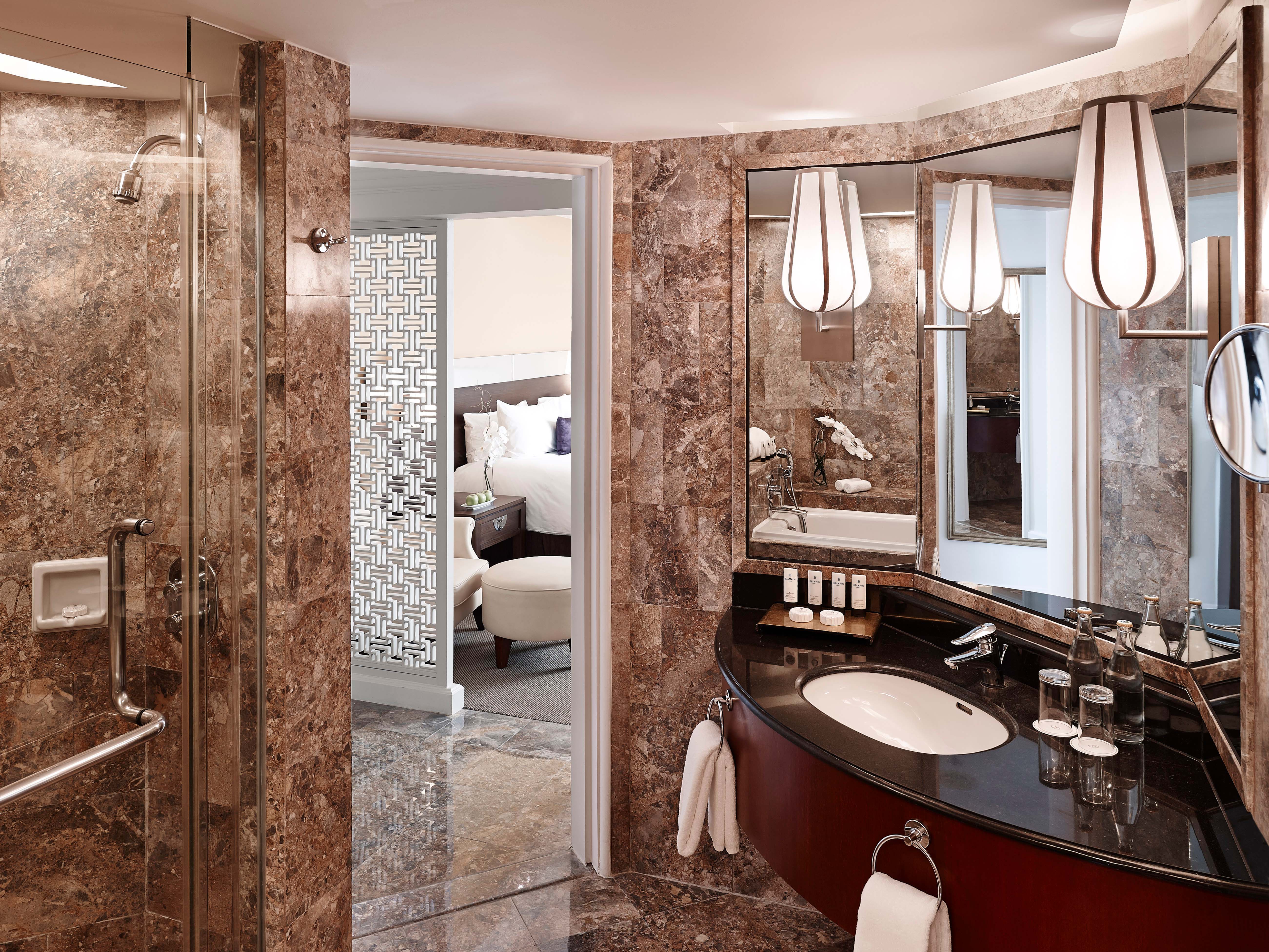 Double Deluxe One Bed