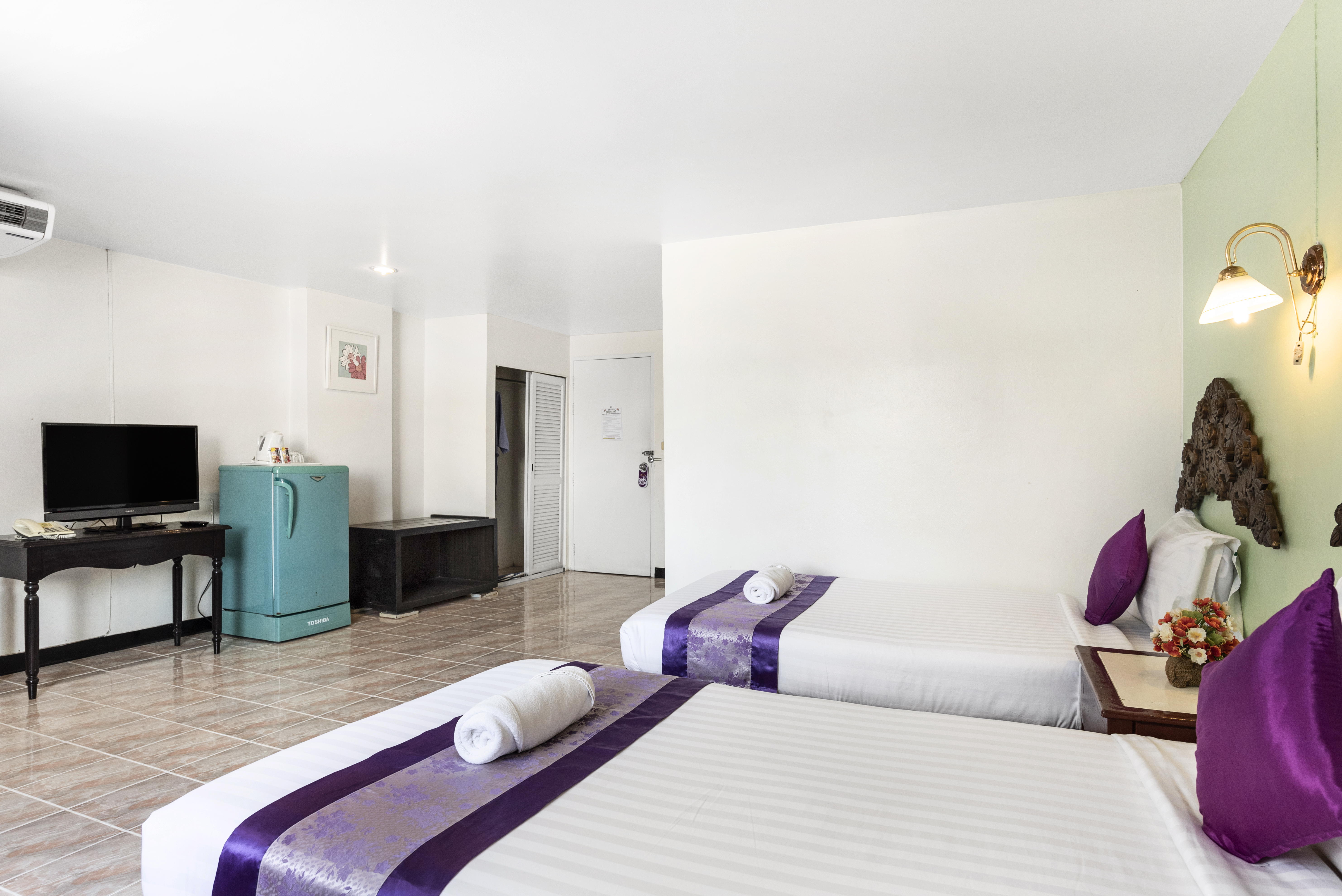 Double or Twin Deluxe