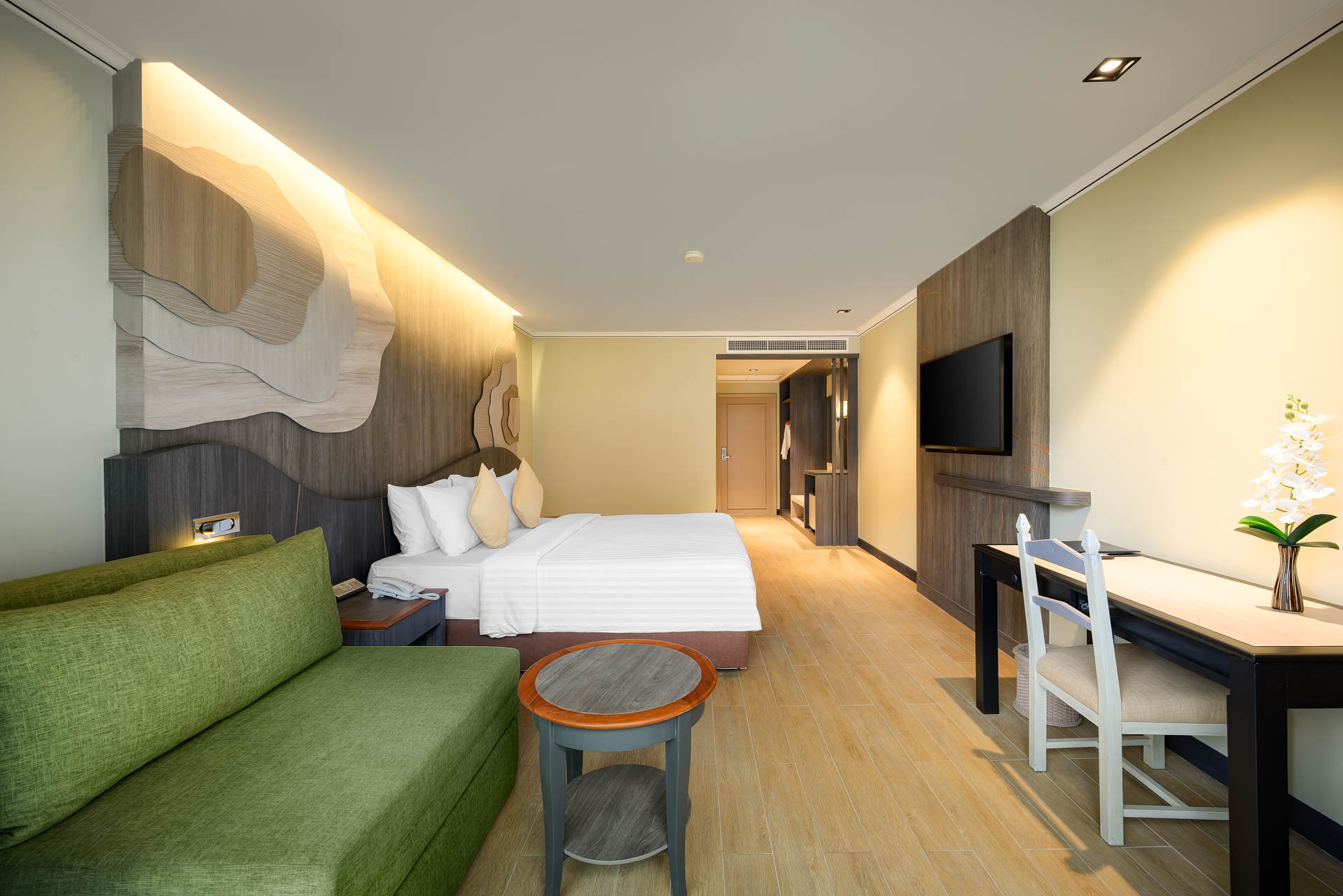 Double or Twin Deluxe