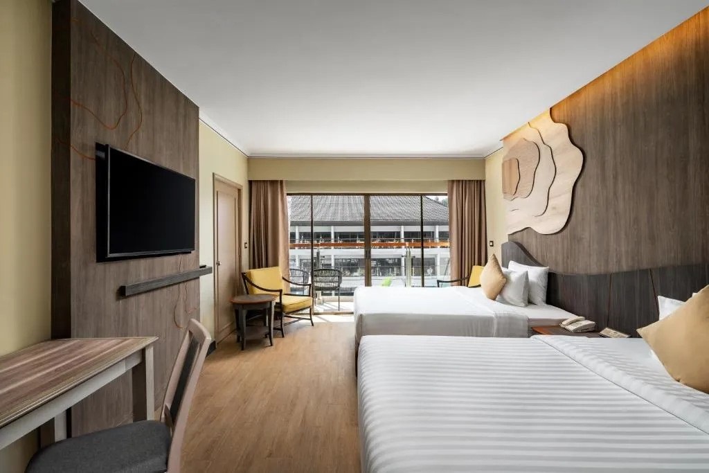 Twin Deluxe Garden View