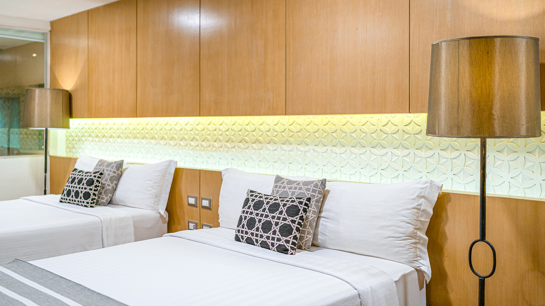 Double or Twin Deluxe