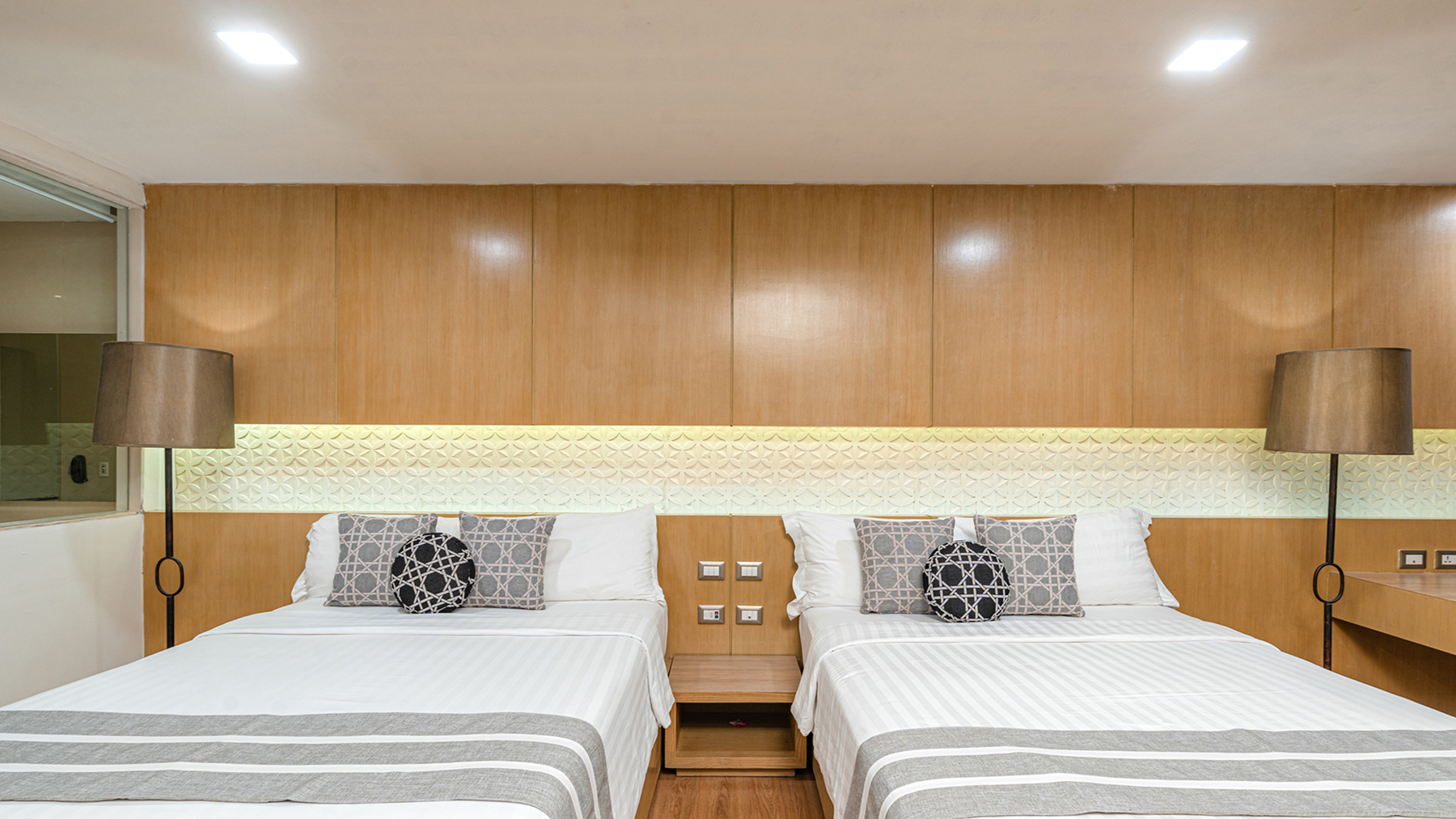 Double or Twin Deluxe