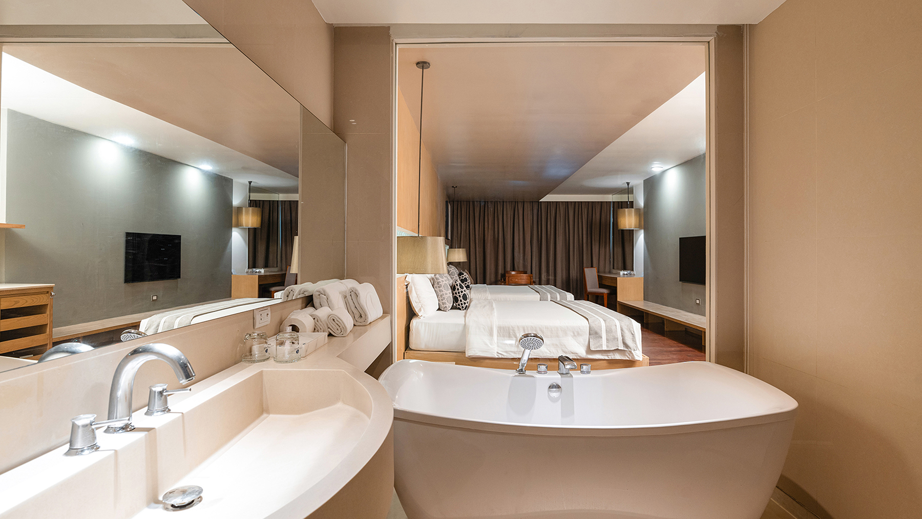 Double or Twin Deluxe