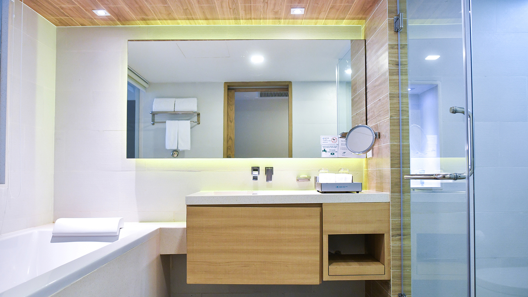 Double or Twin Deluxe Pool View