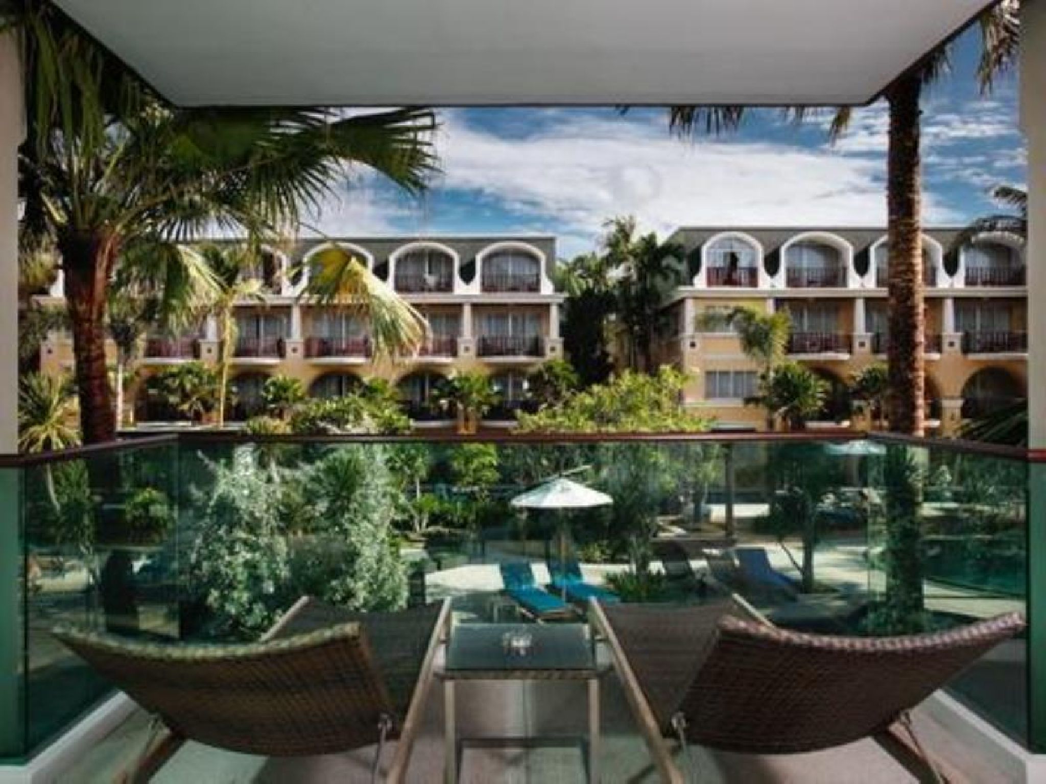 Double or Twin Deluxe