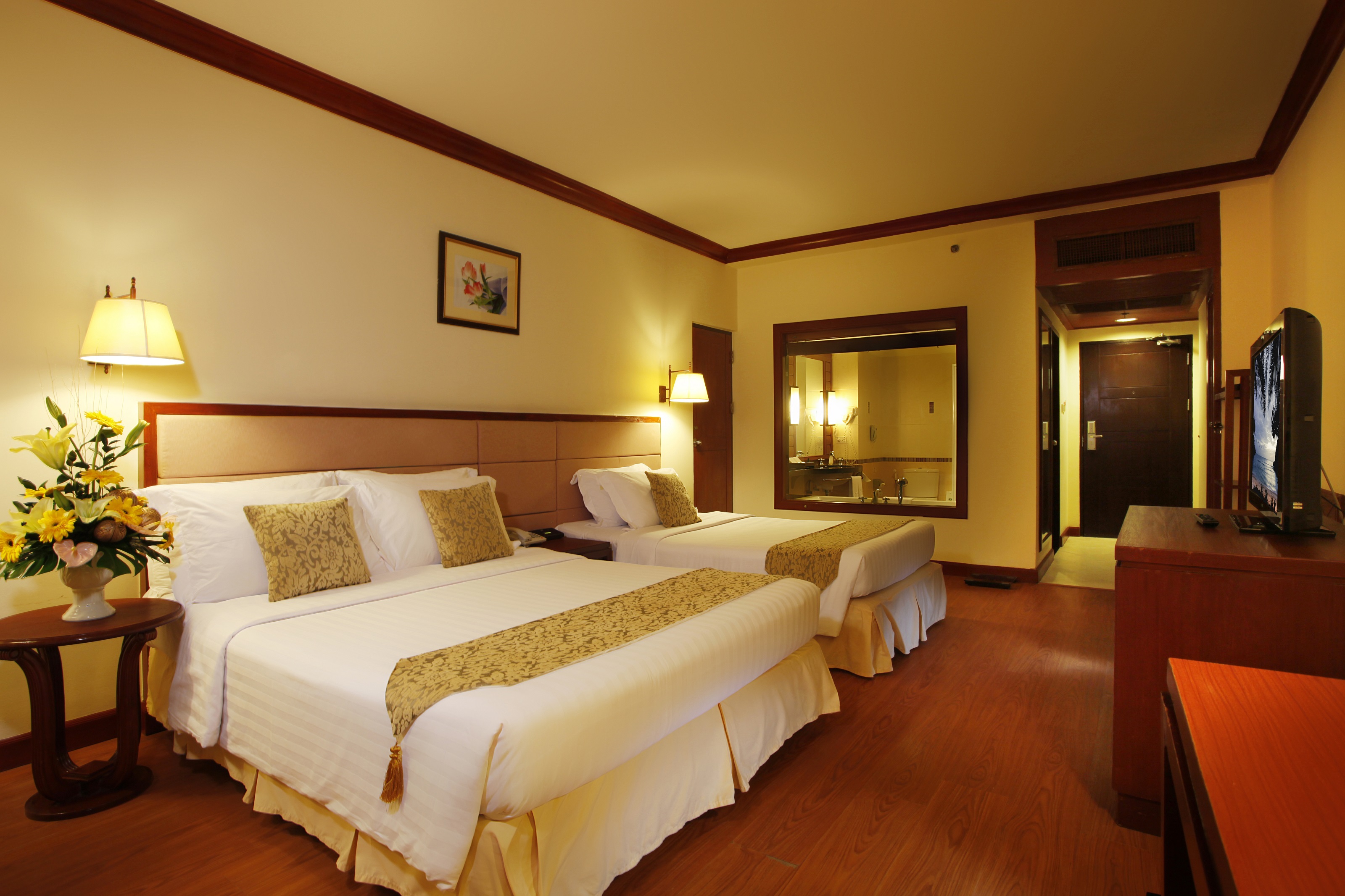 Double or Twin Deluxe