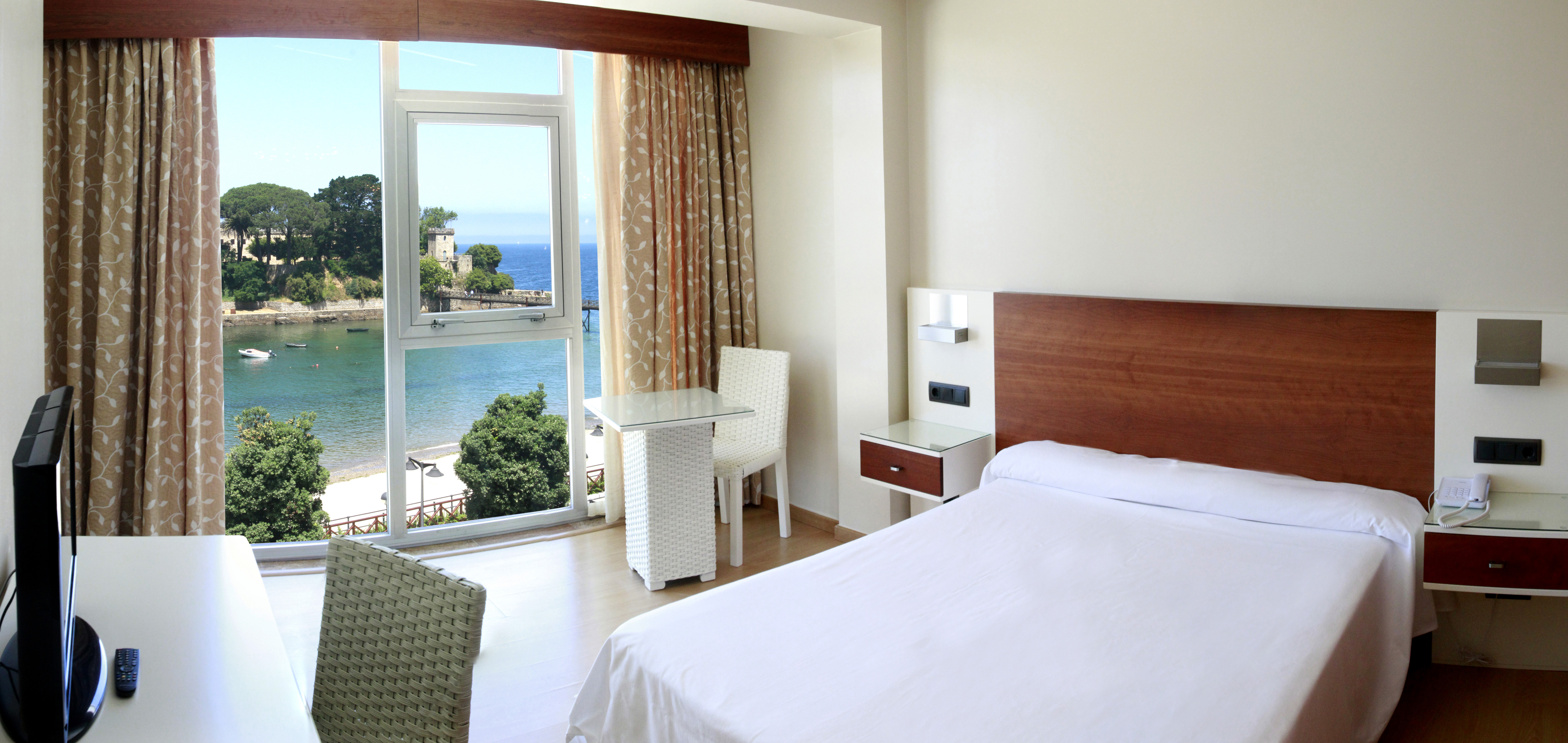 Double Single Sea View