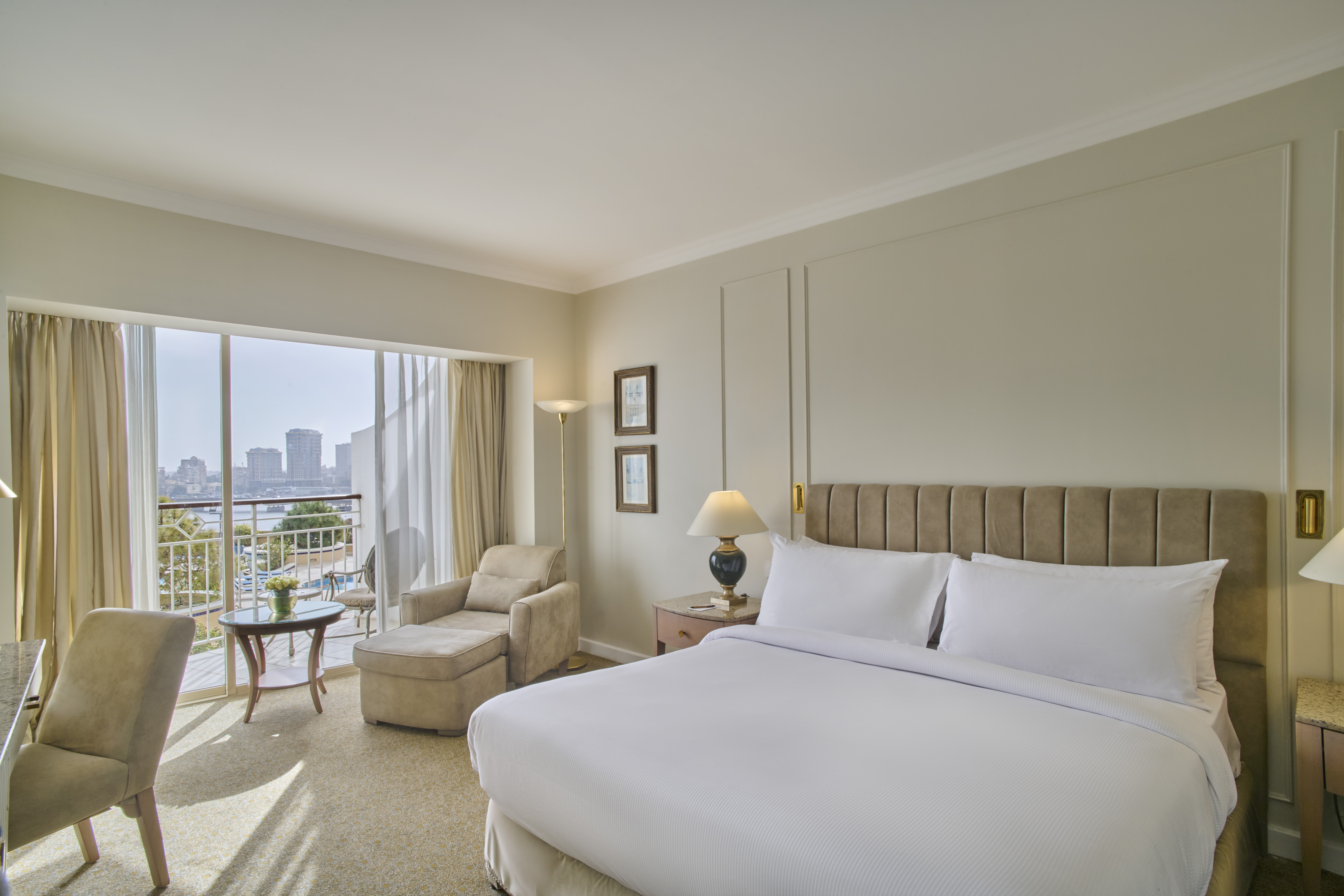 Double or Twin Accessible King Size Bed