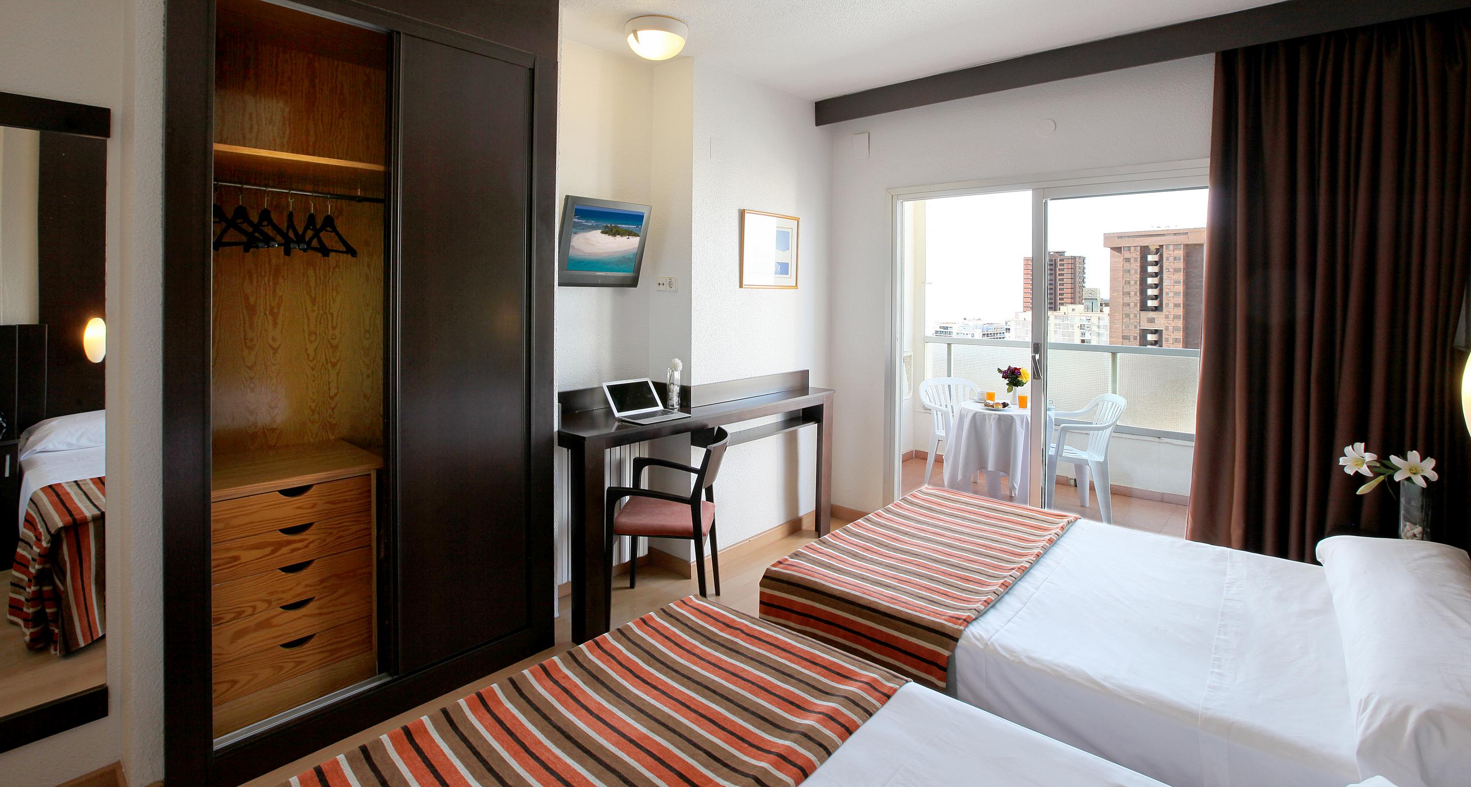 Double or Twin Standard