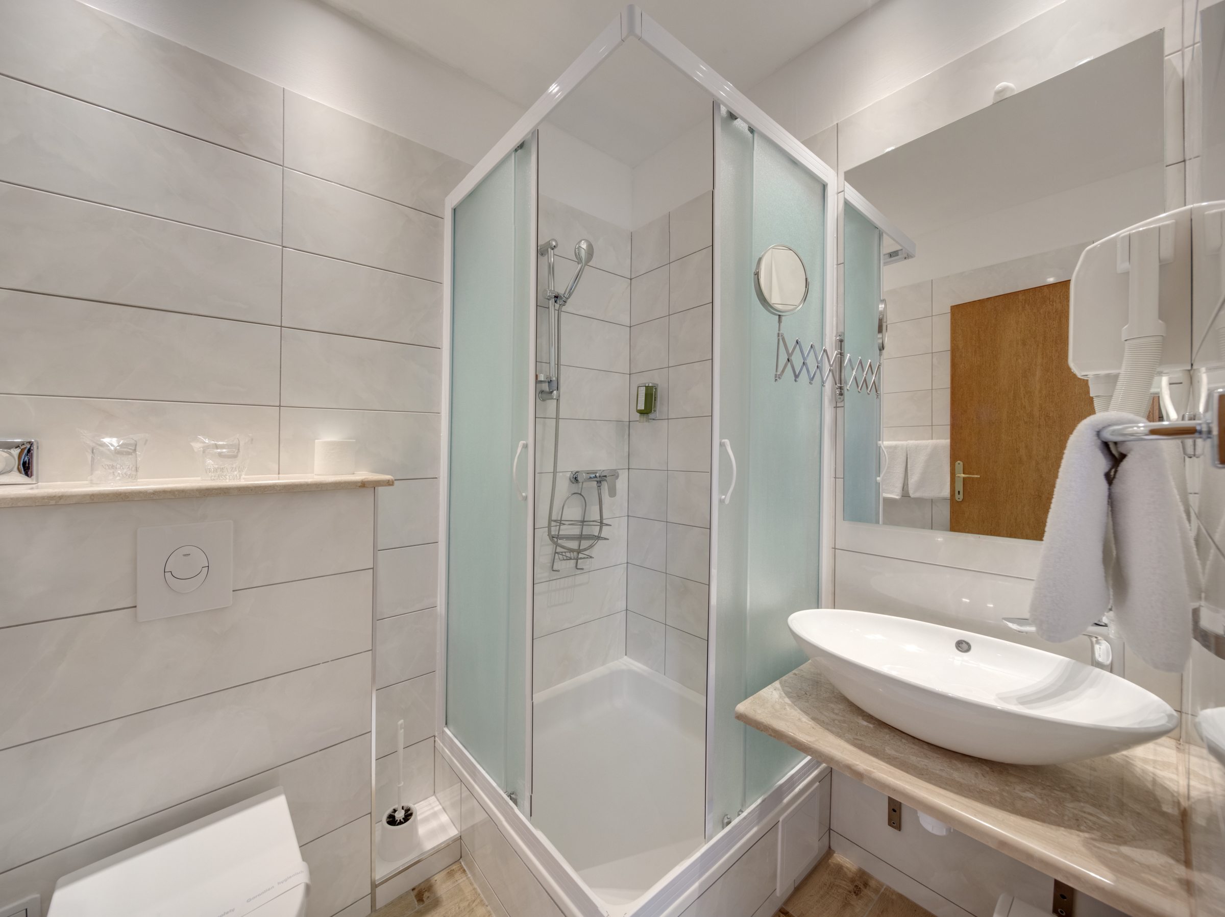 Double or Twin Standard