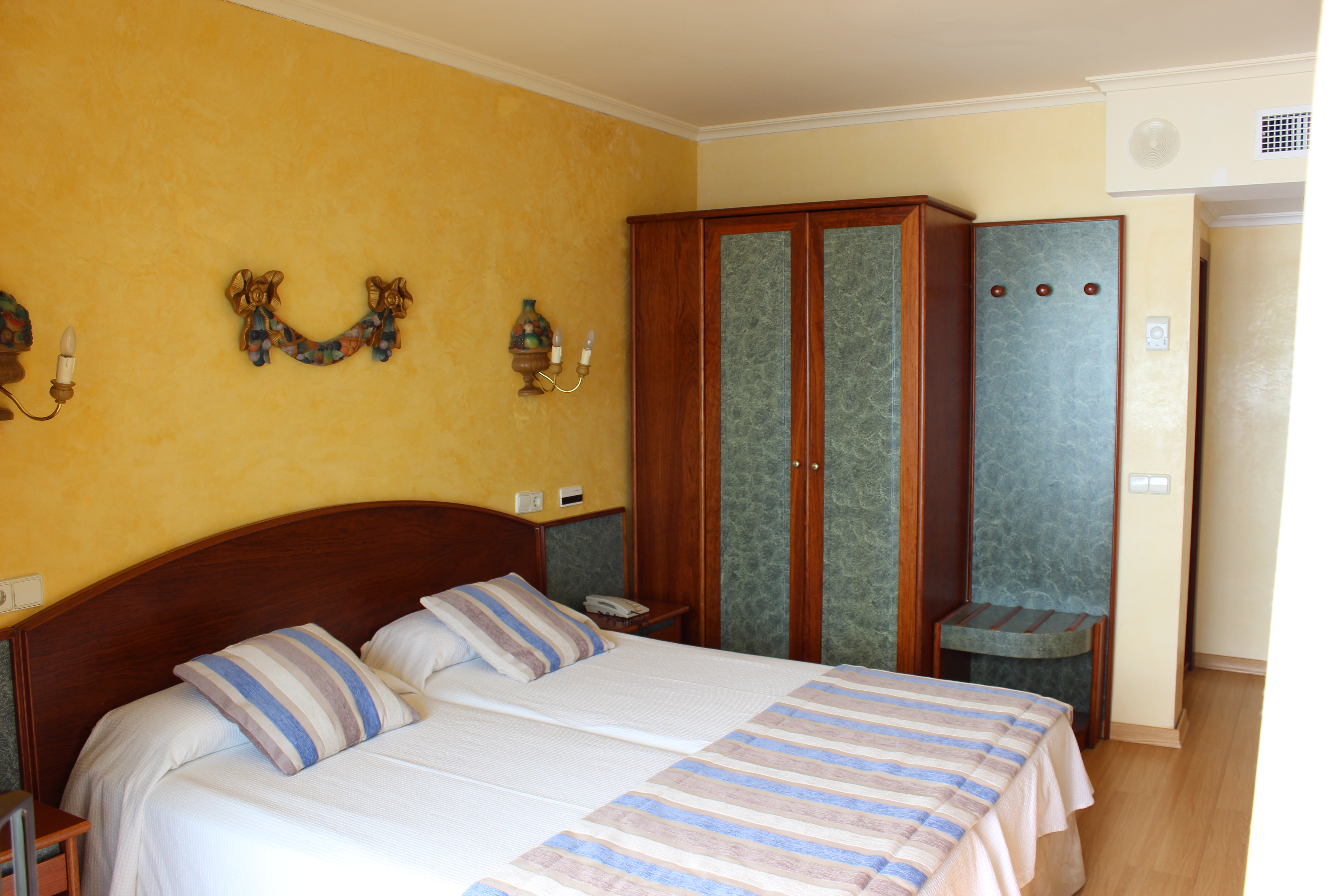 Double or Twin Inner