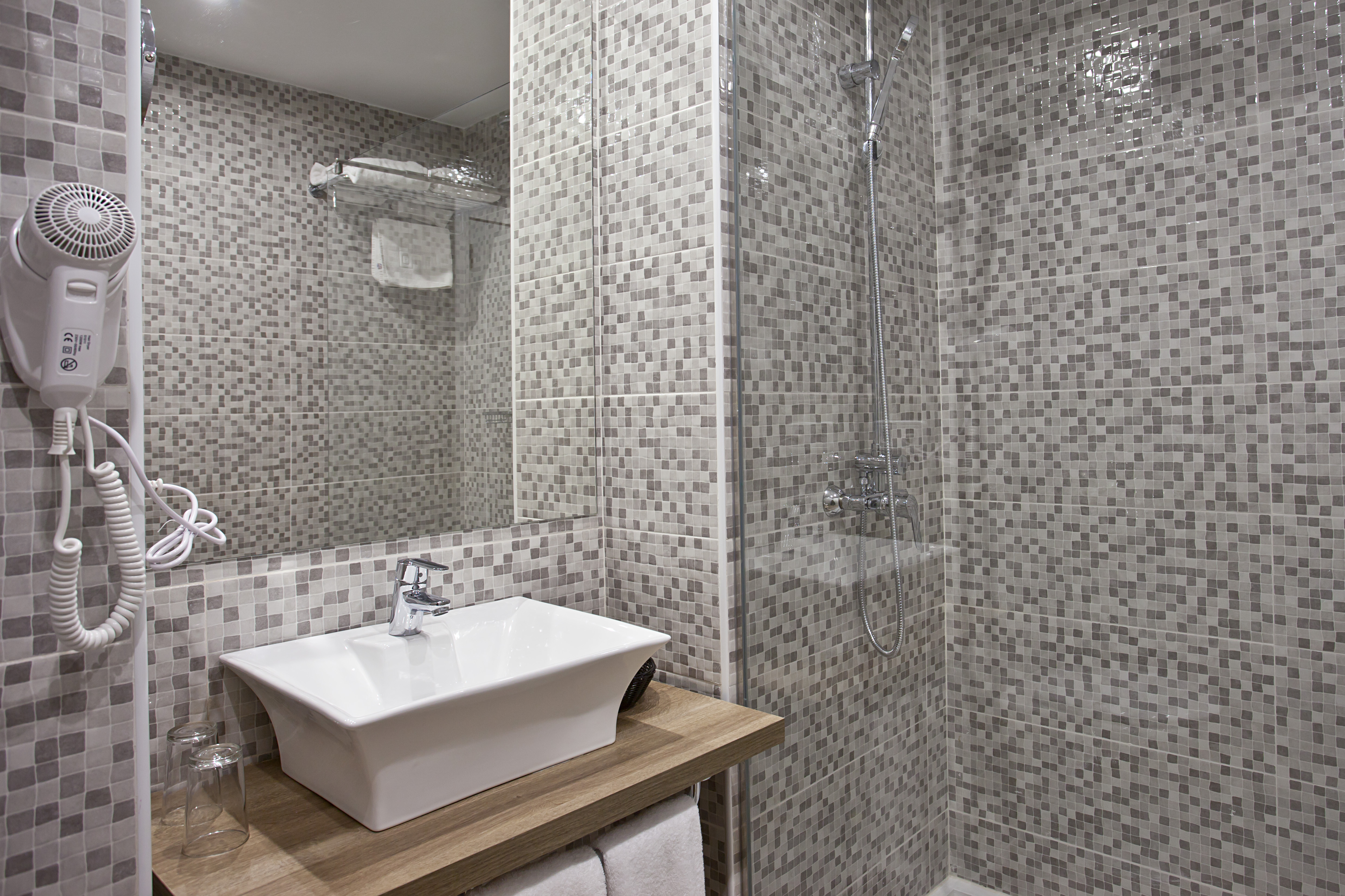 Double or Twin Standard