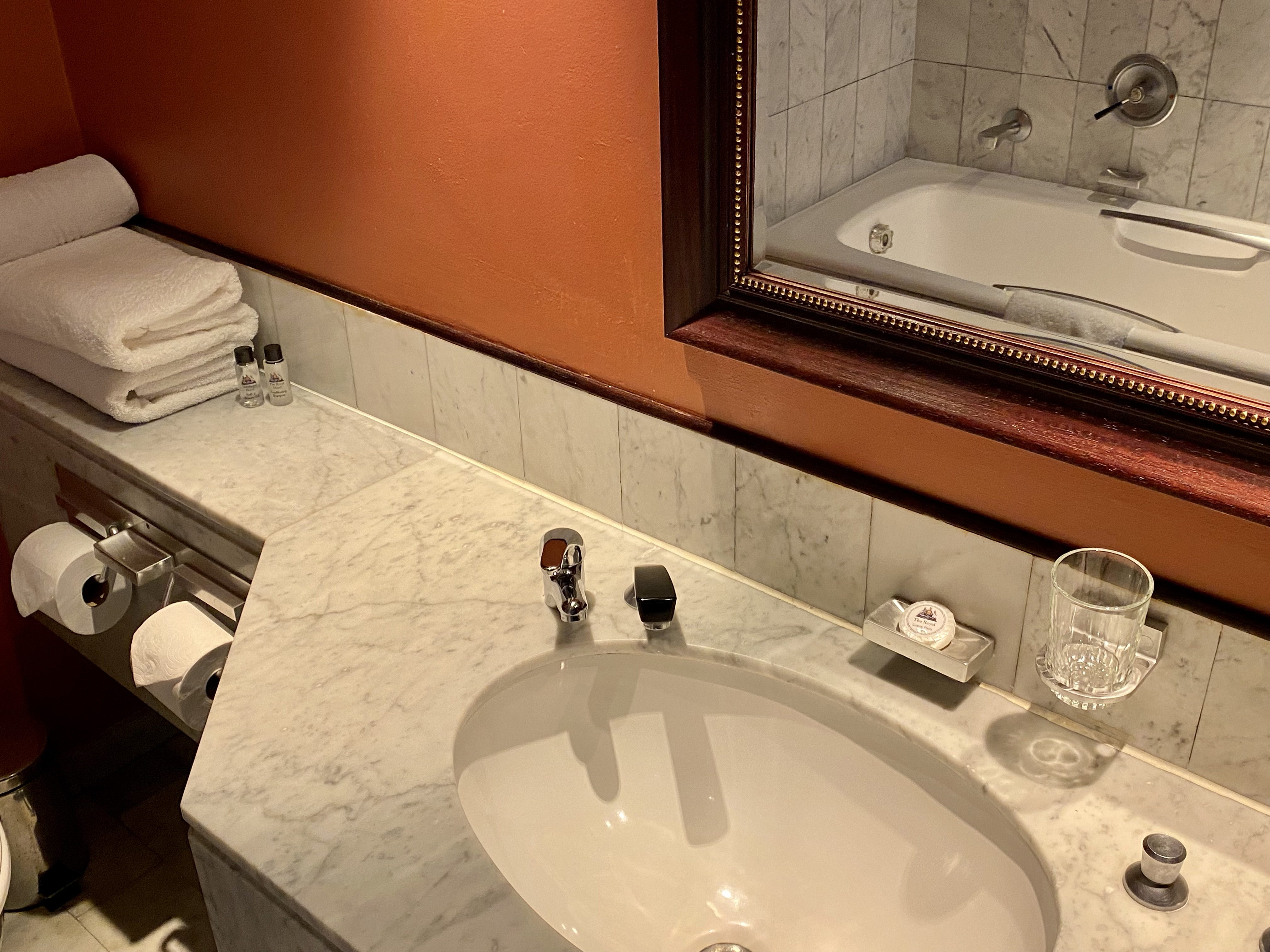 Room Deluxe Queen Bed