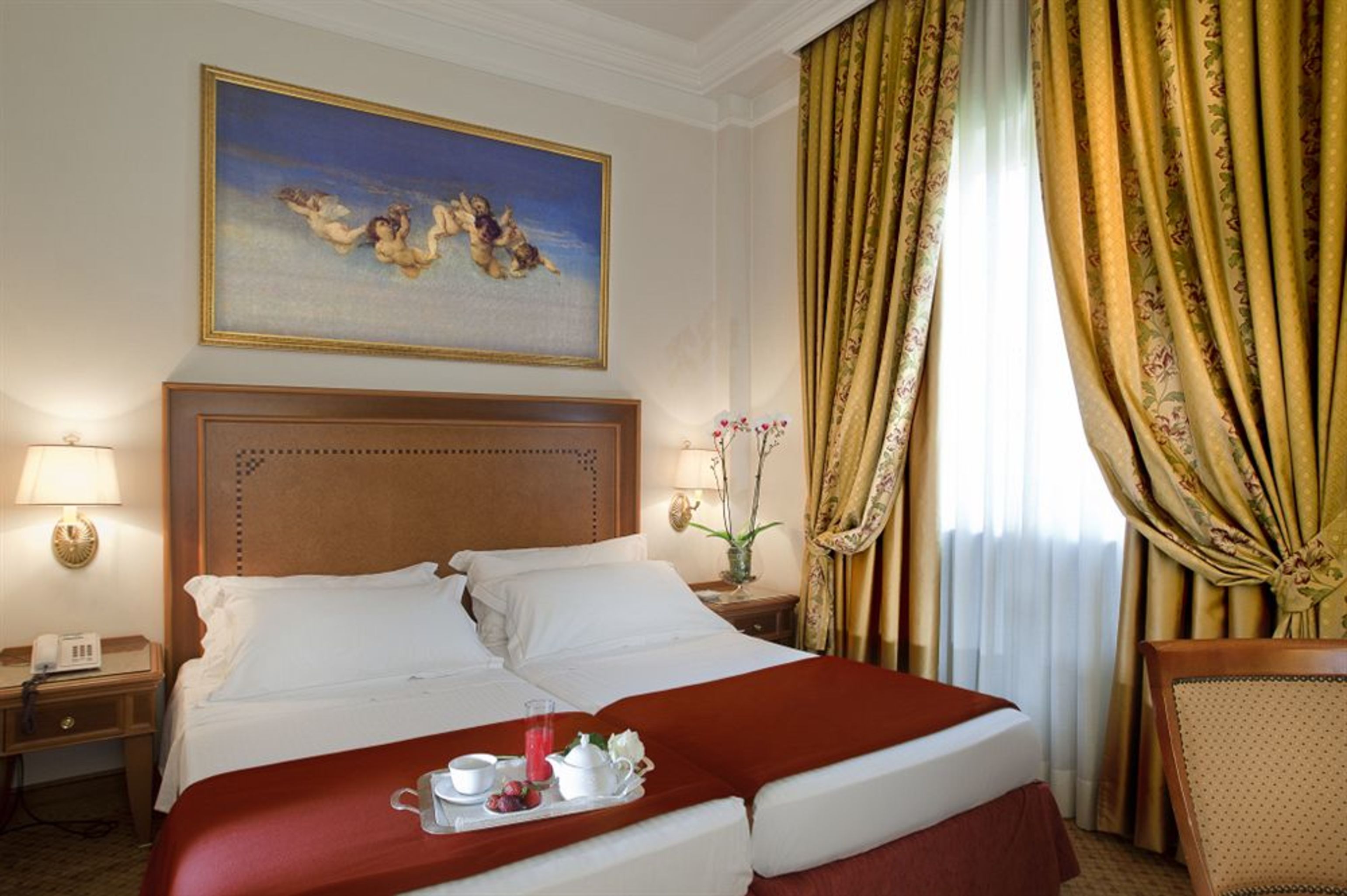 Double or Twin Standard