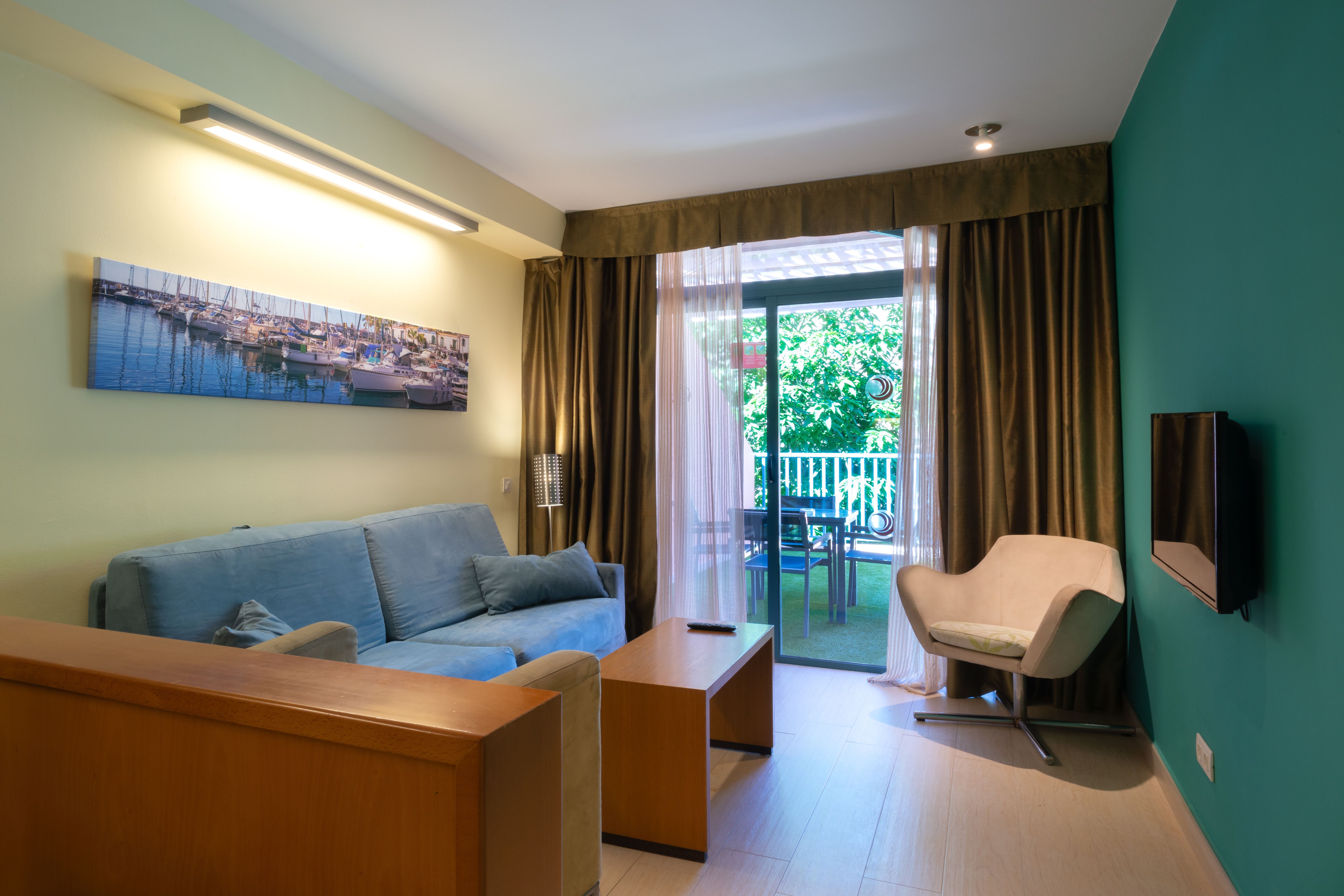 Apartment with Balcony