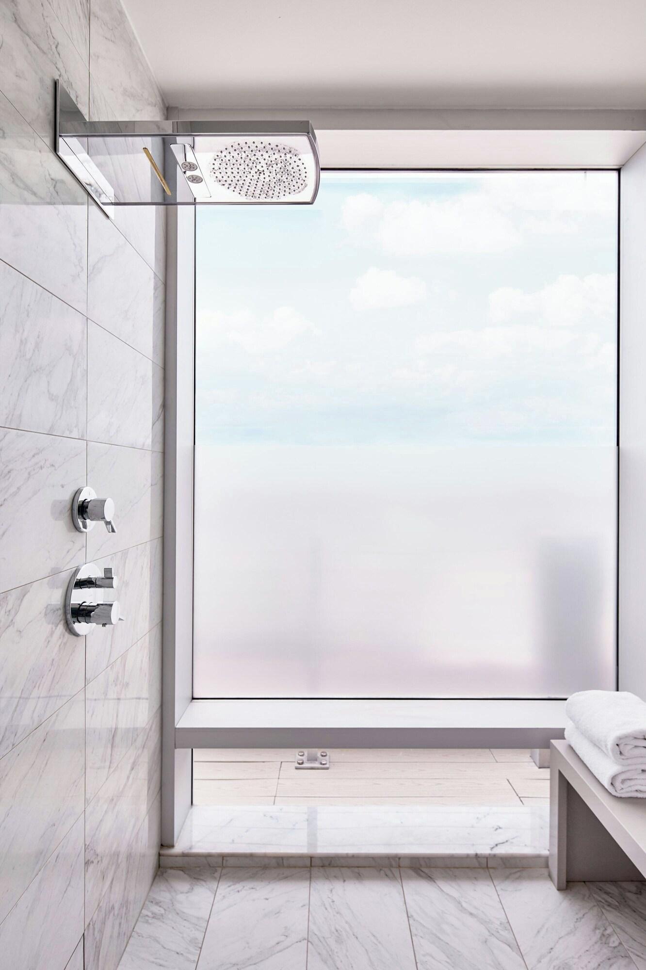 Double Penthouse with Views