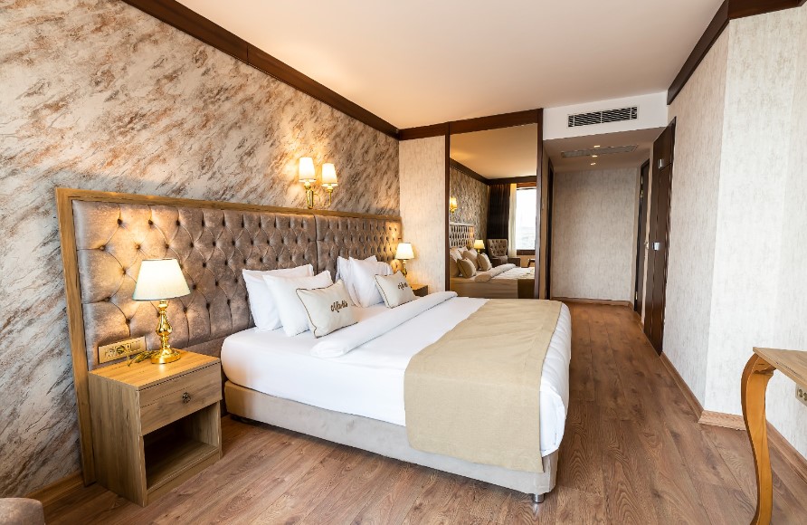 Double or Twin Superior