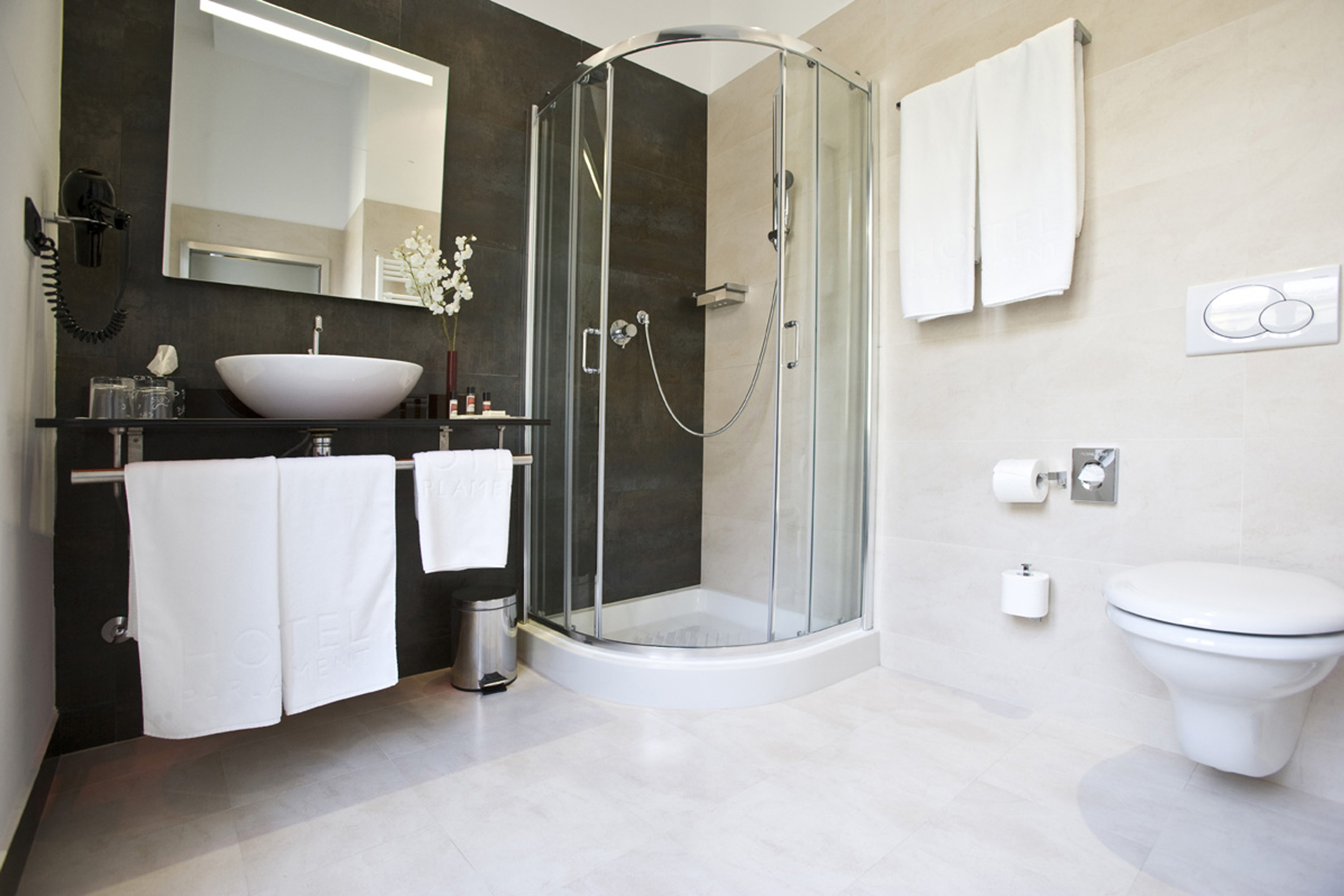 Double or Twin Deluxe