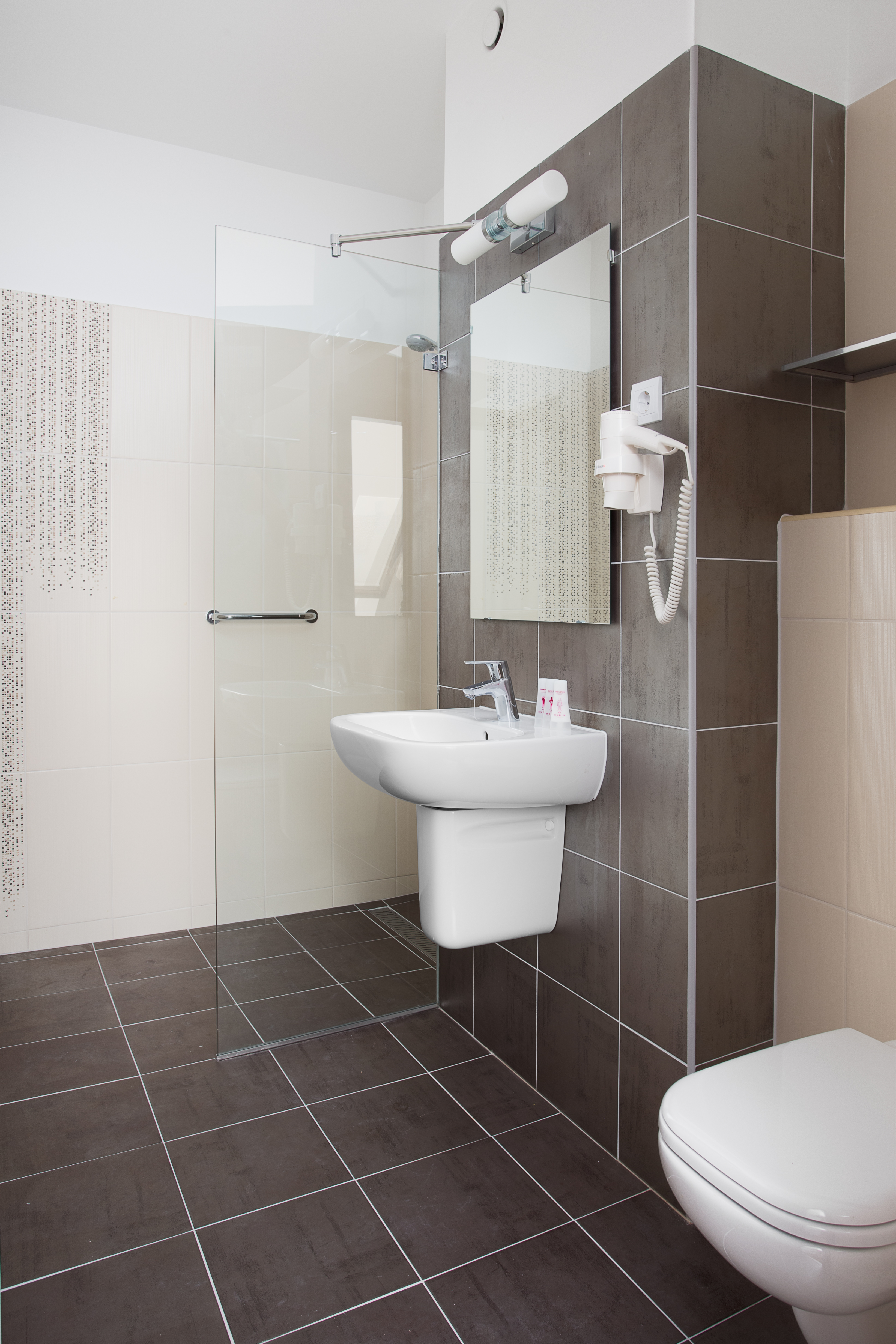 Apartment Without Balcony