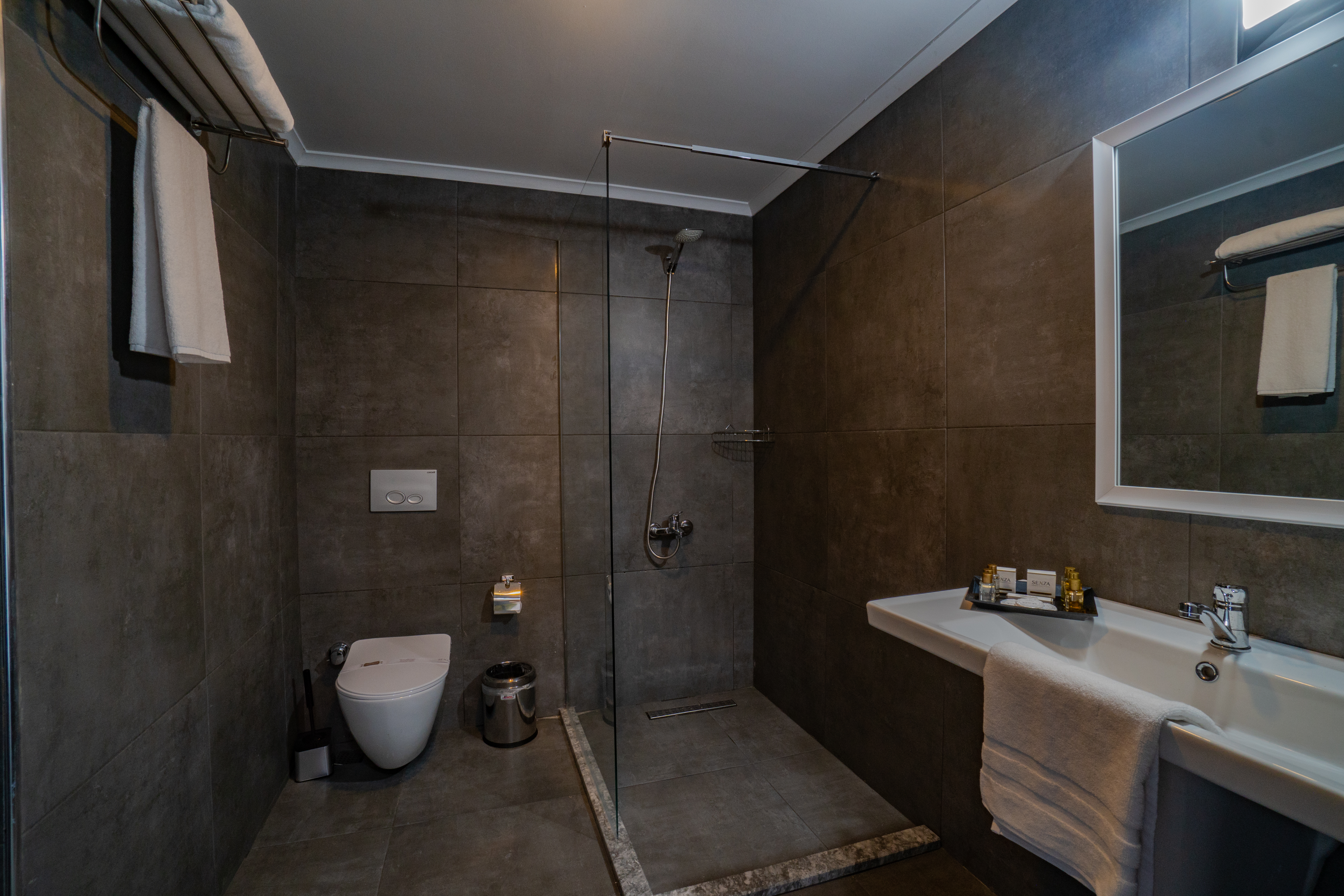 Family Room Connecting Room