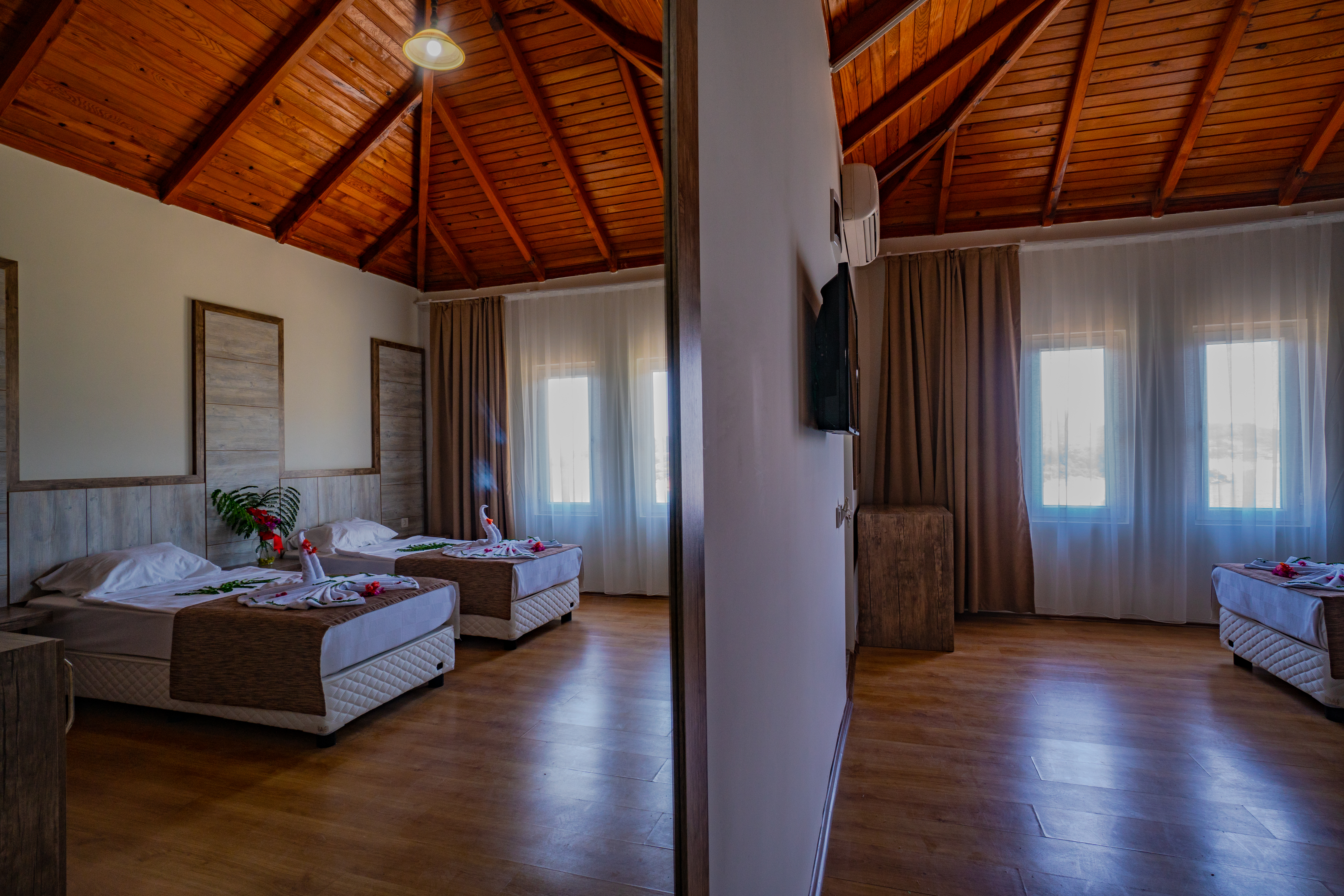 Family Room Connecting Room