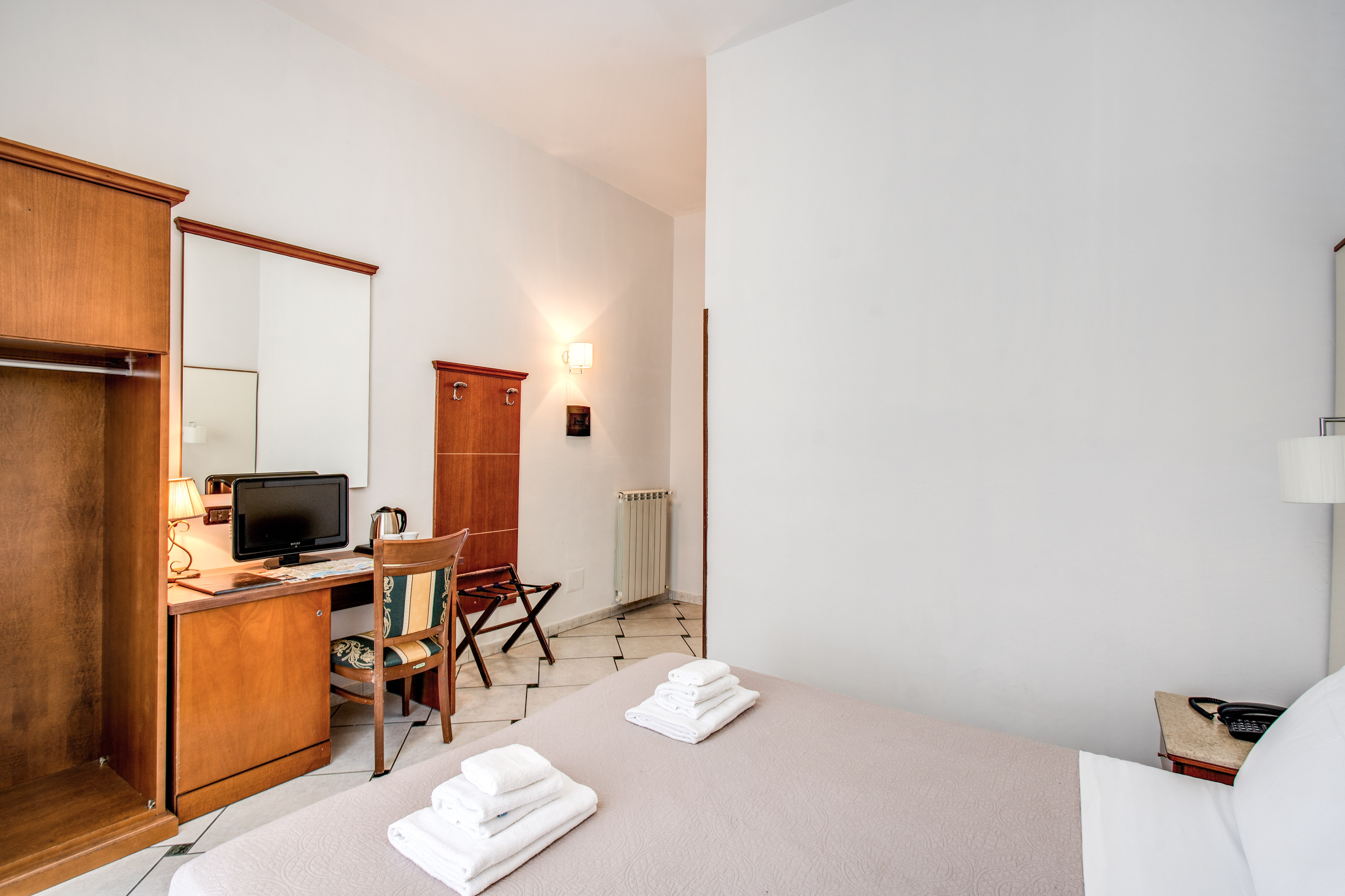 Double or Twin Standard