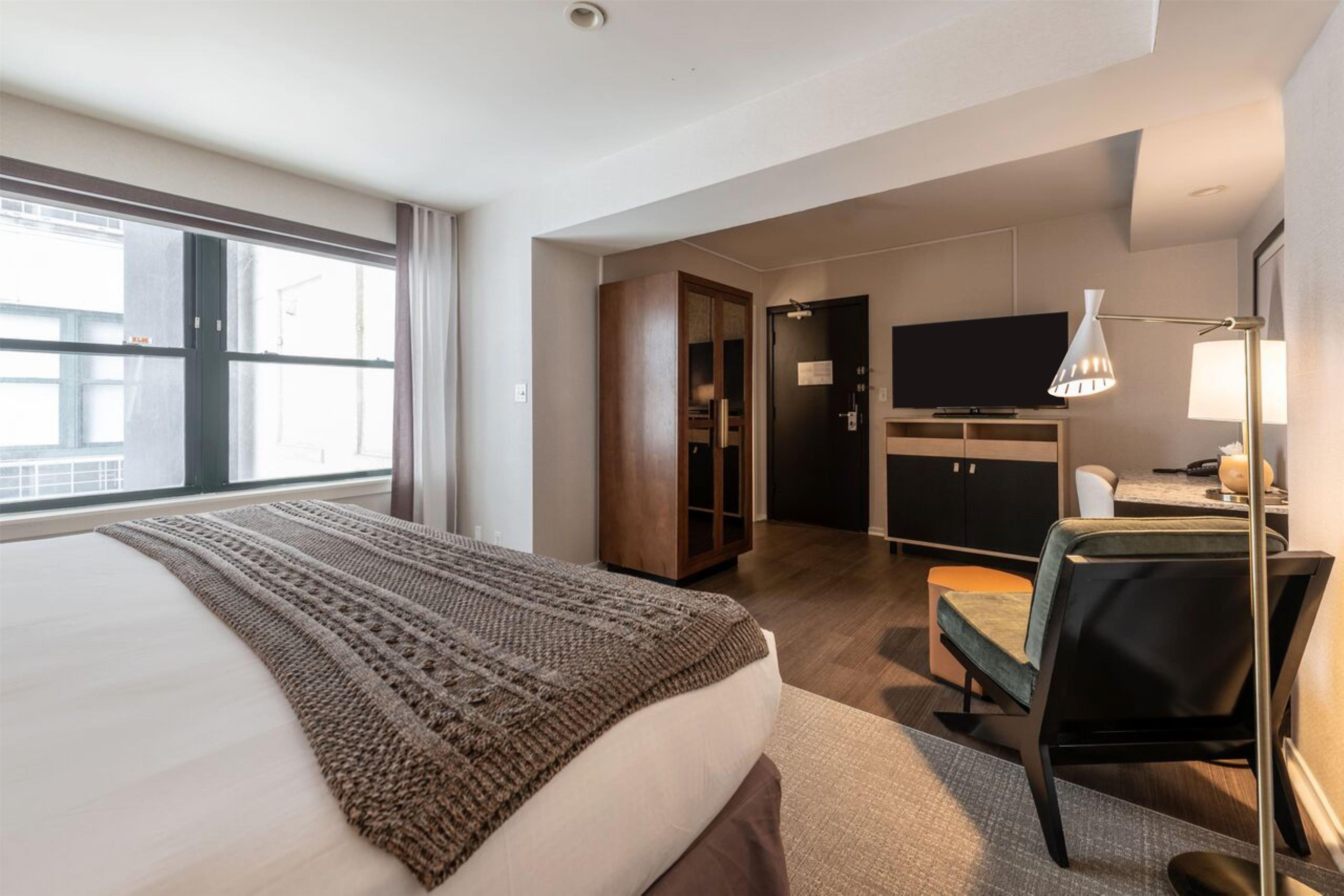 Double King Size Bed