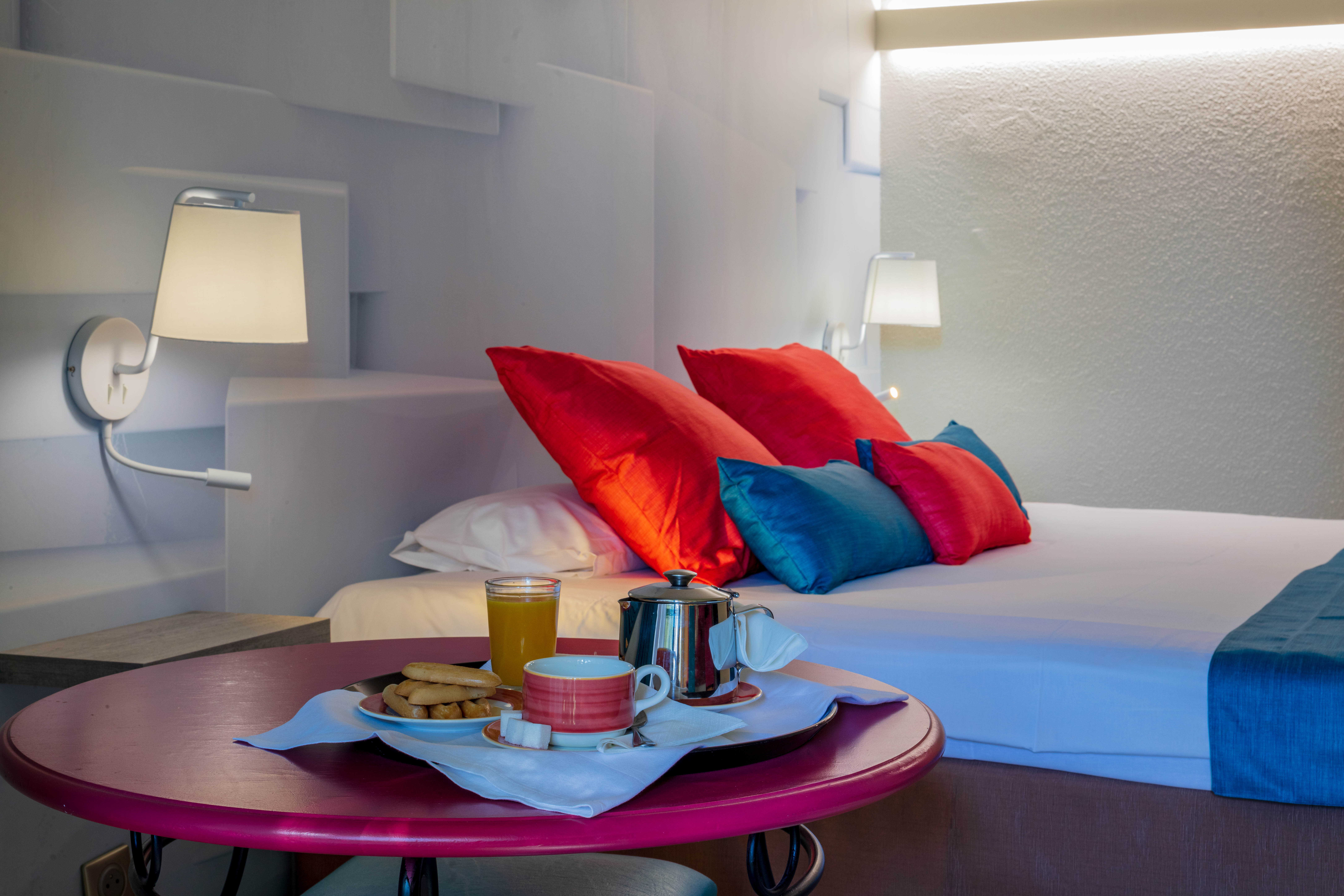 Double or Twin Standard