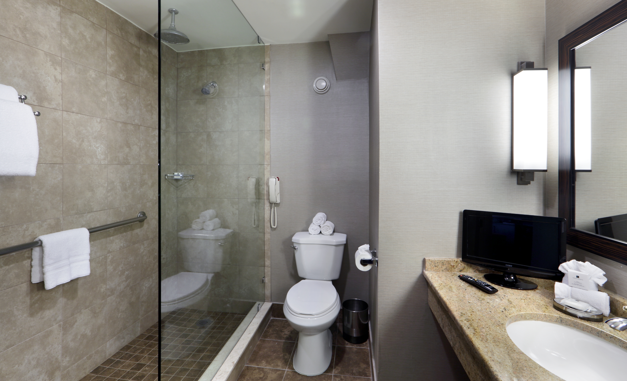 Studio King Size Bed