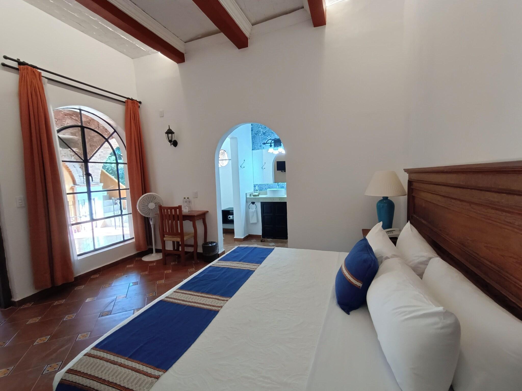 Double Deluxe King Bed