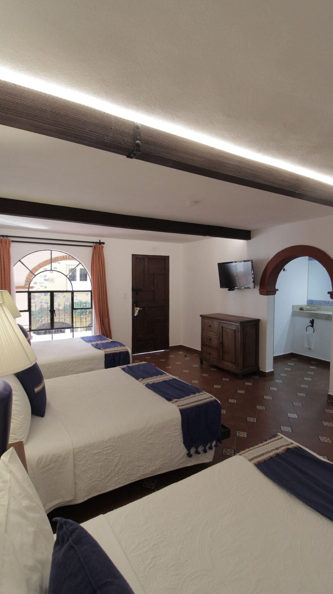 Family Room Three Beds