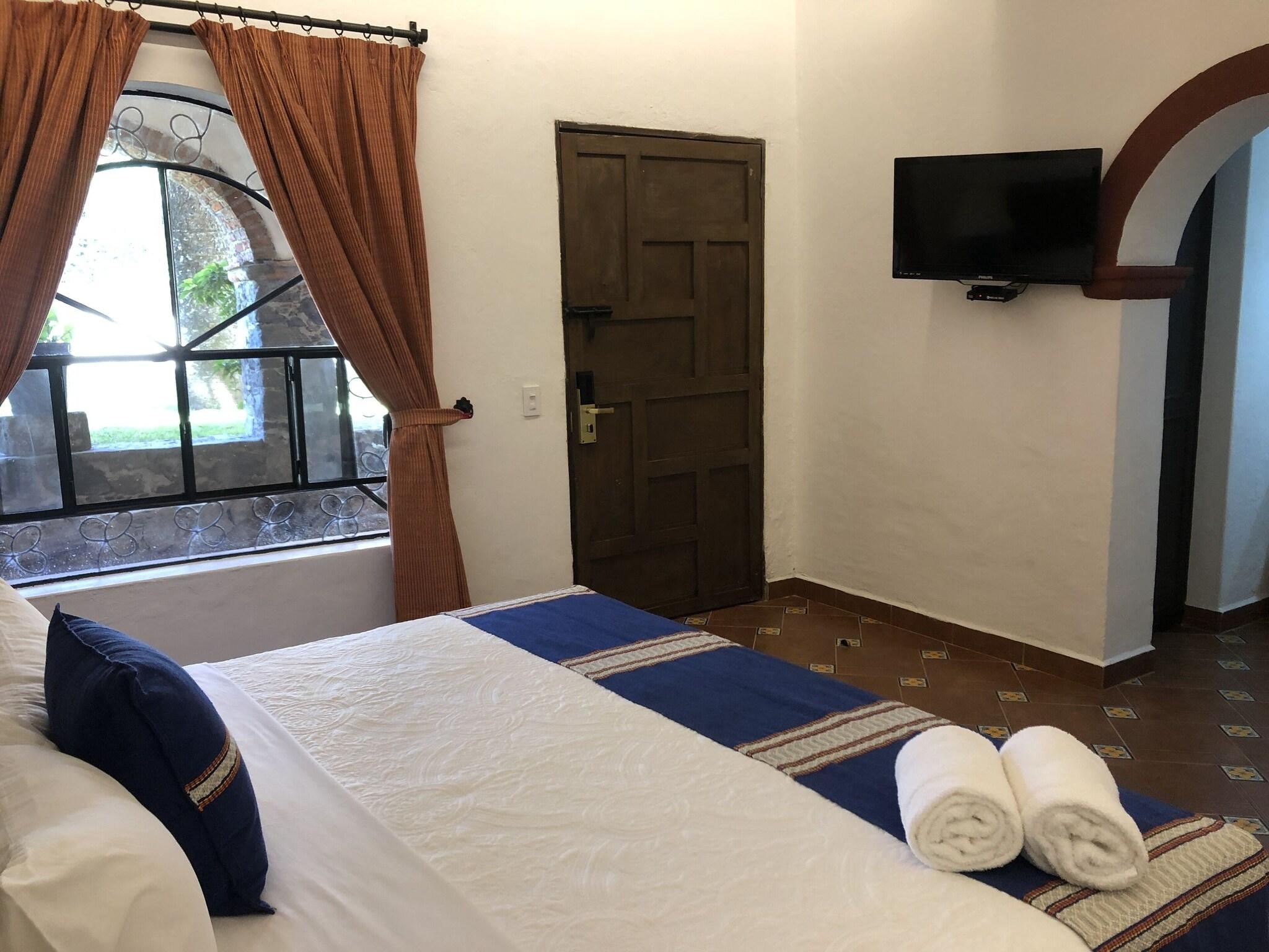 Double Deluxe King Bed