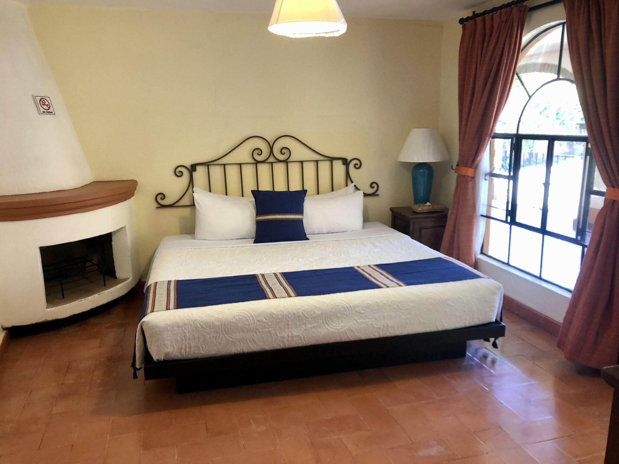 Double Deluxe King Bed
