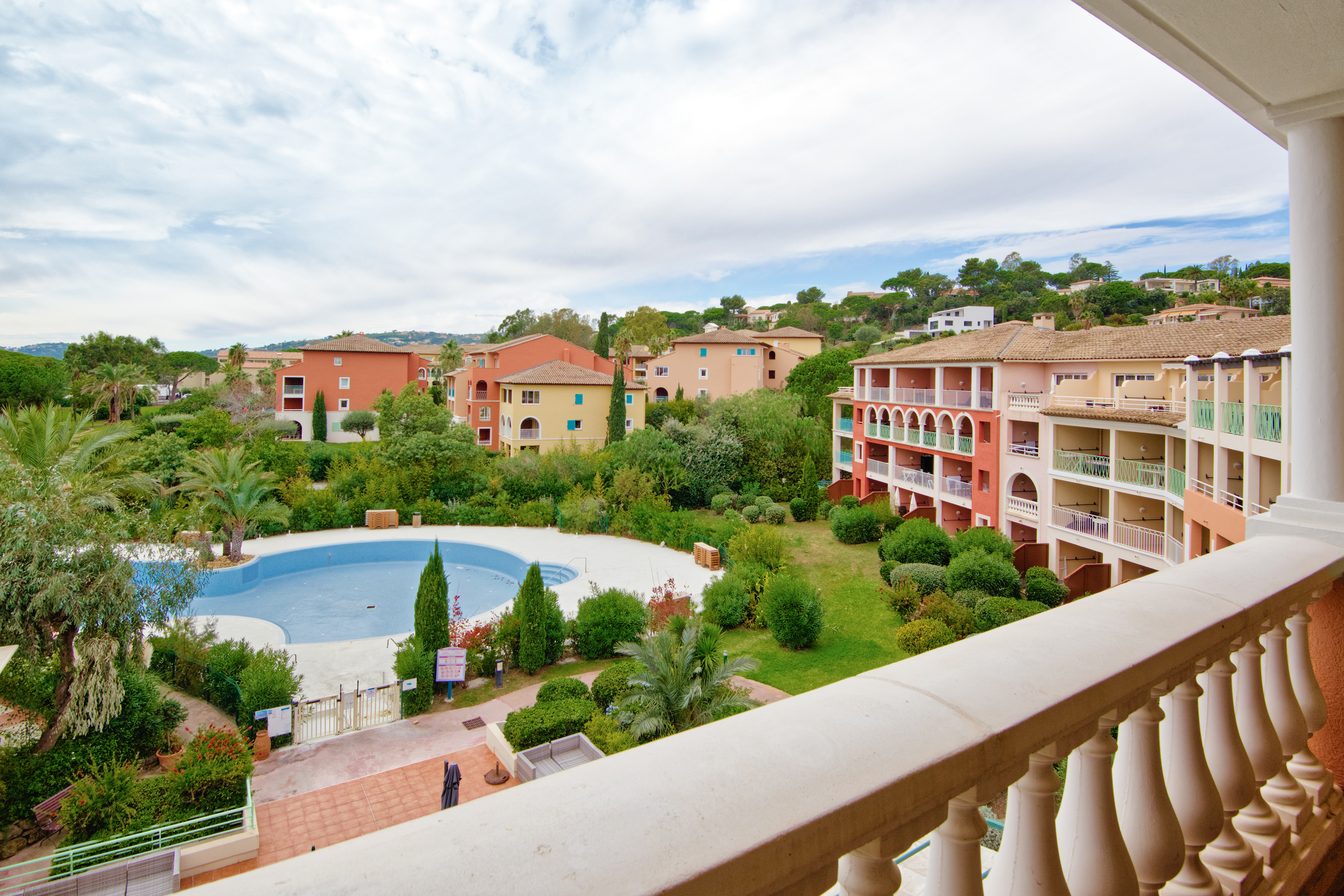 Apartment Capacity 4