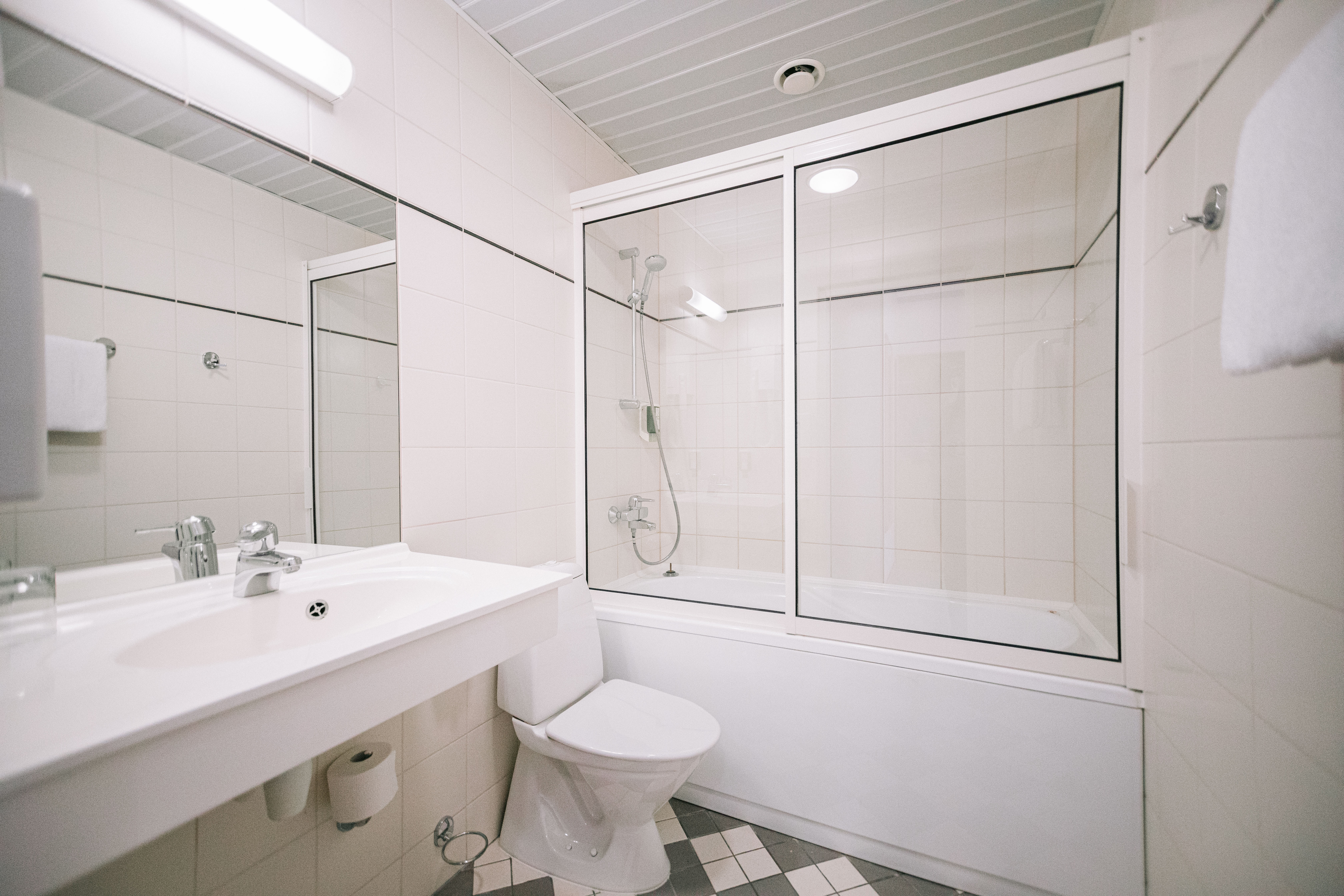 Double or Twin Standard