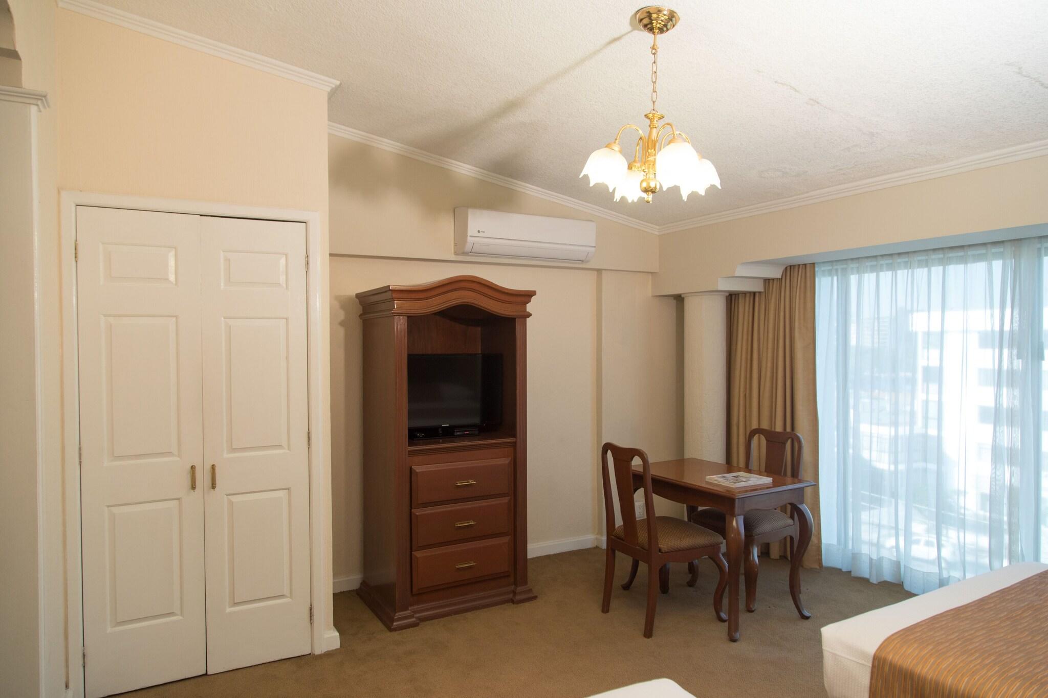 Junior Suite King Size Bed