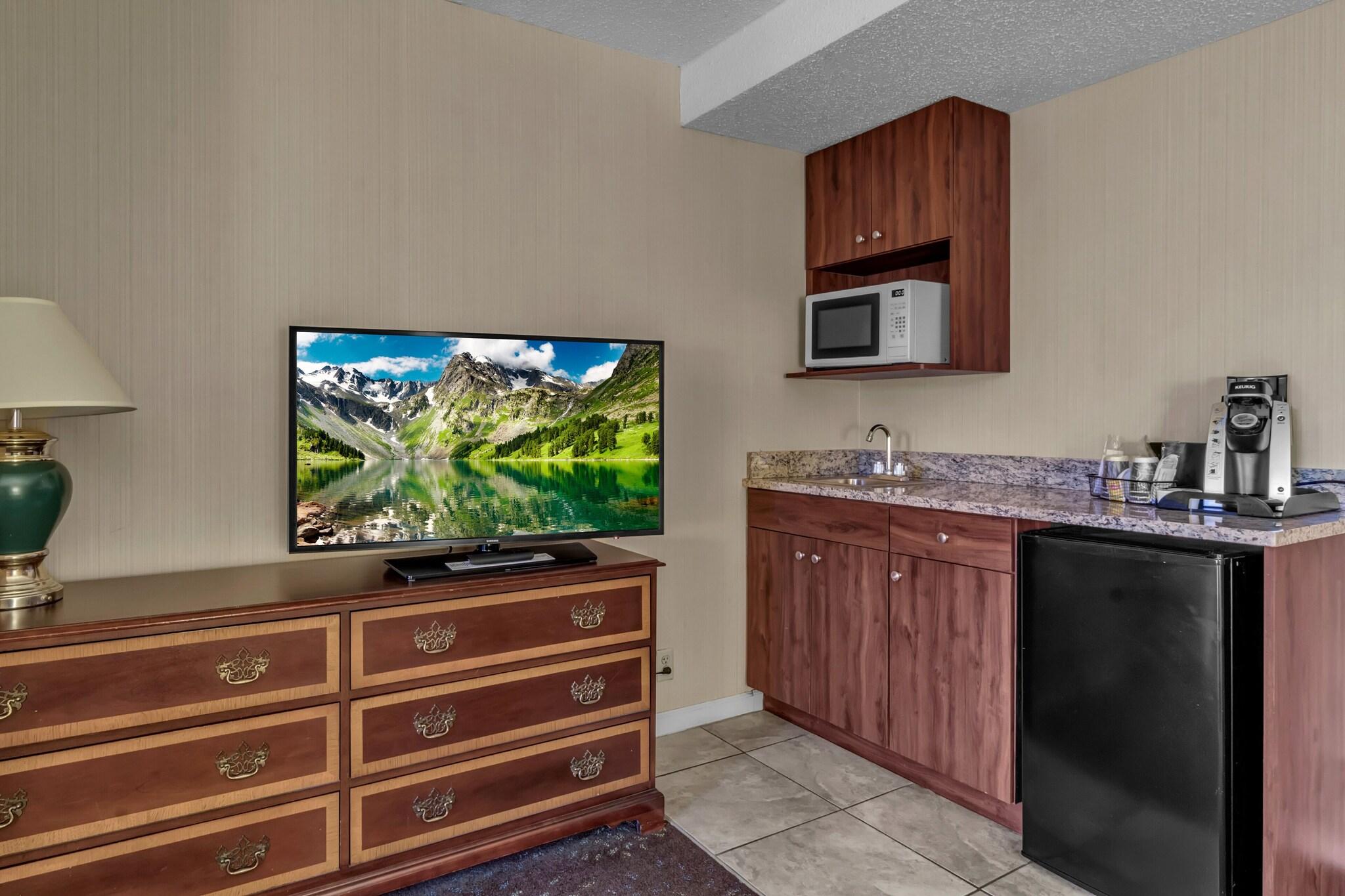 Studio King Size Bed