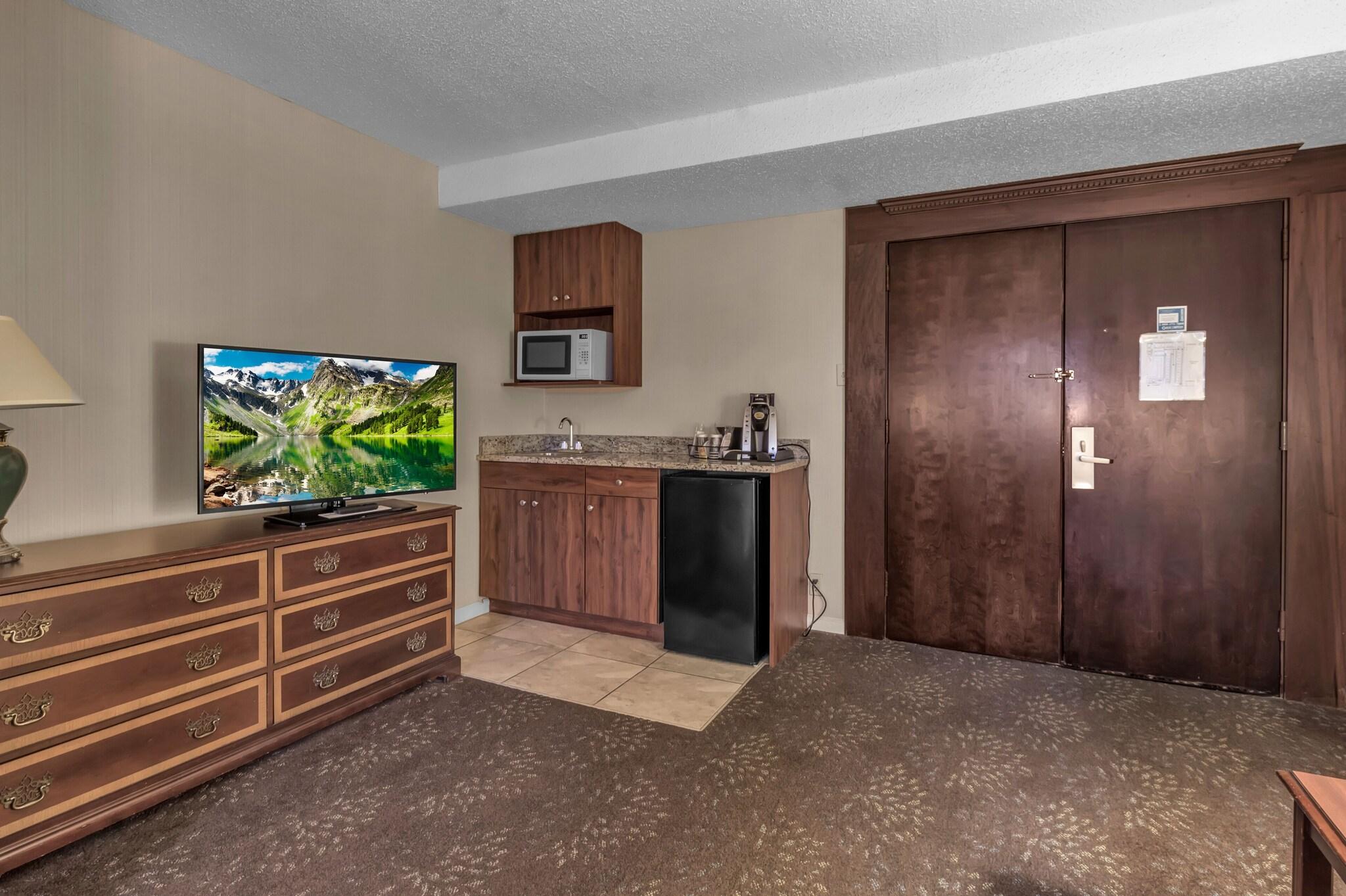 Studio King Size Bed