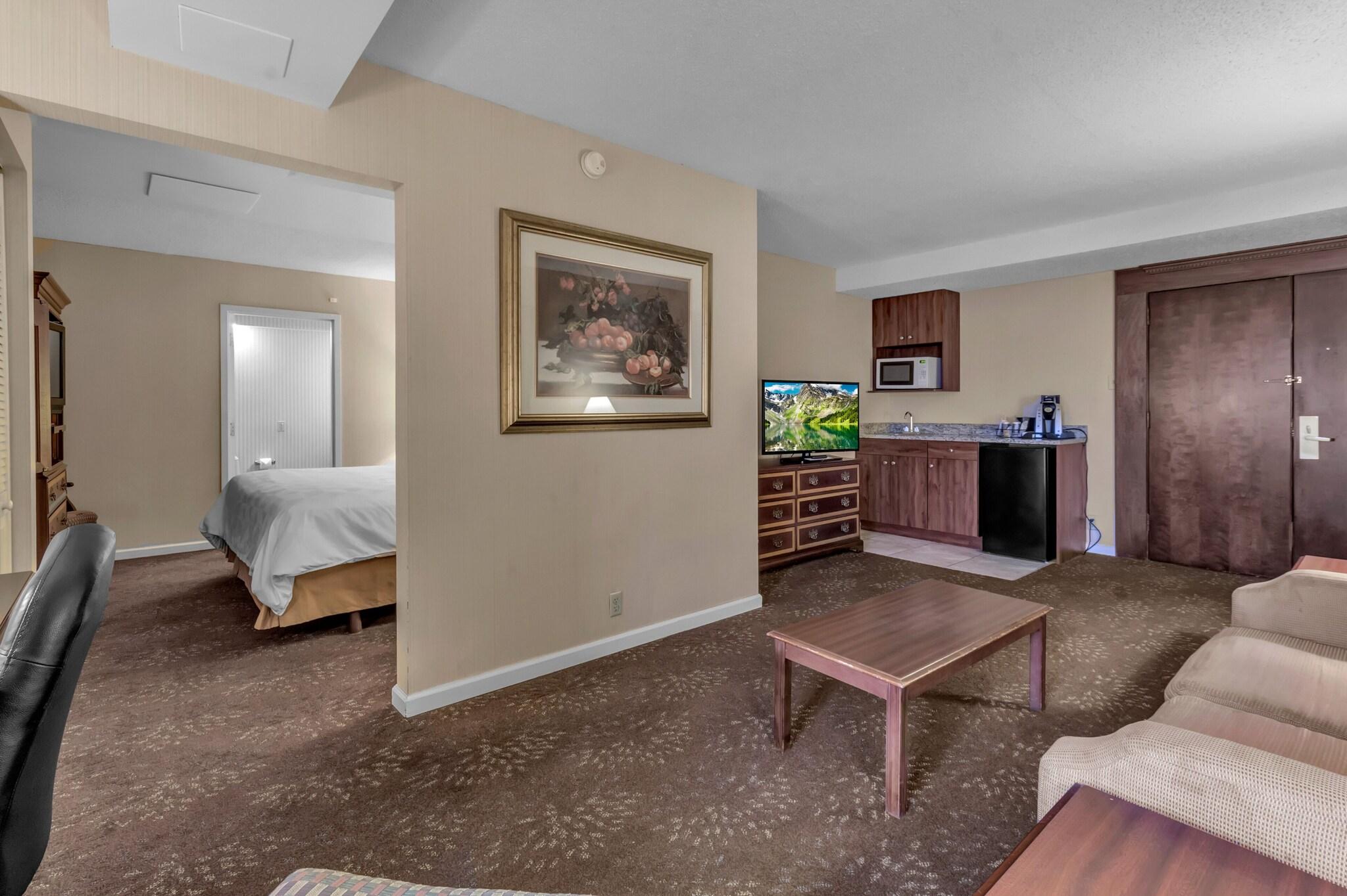 Studio King Size Bed