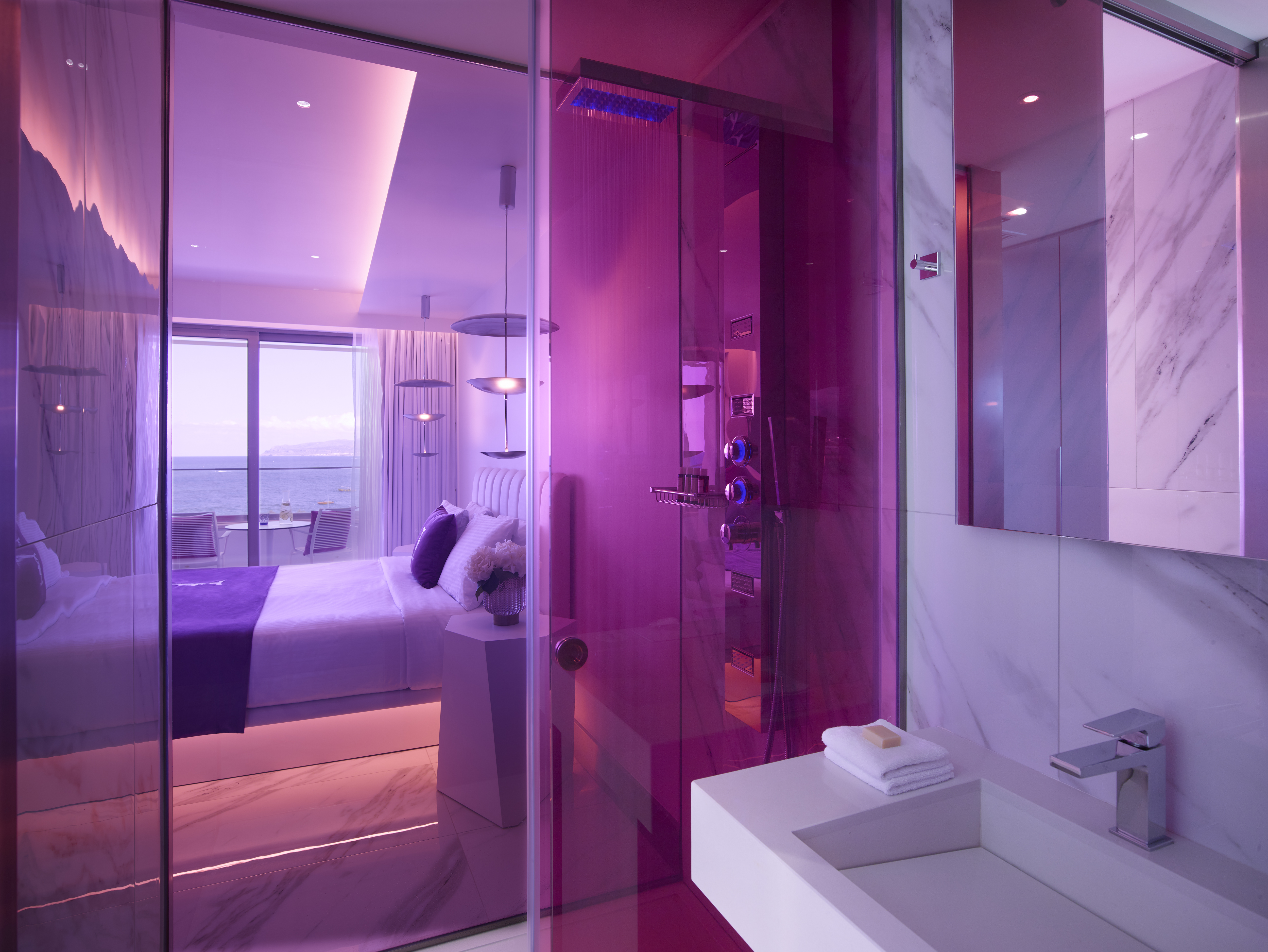 Double or Twin Deluxe Sea View