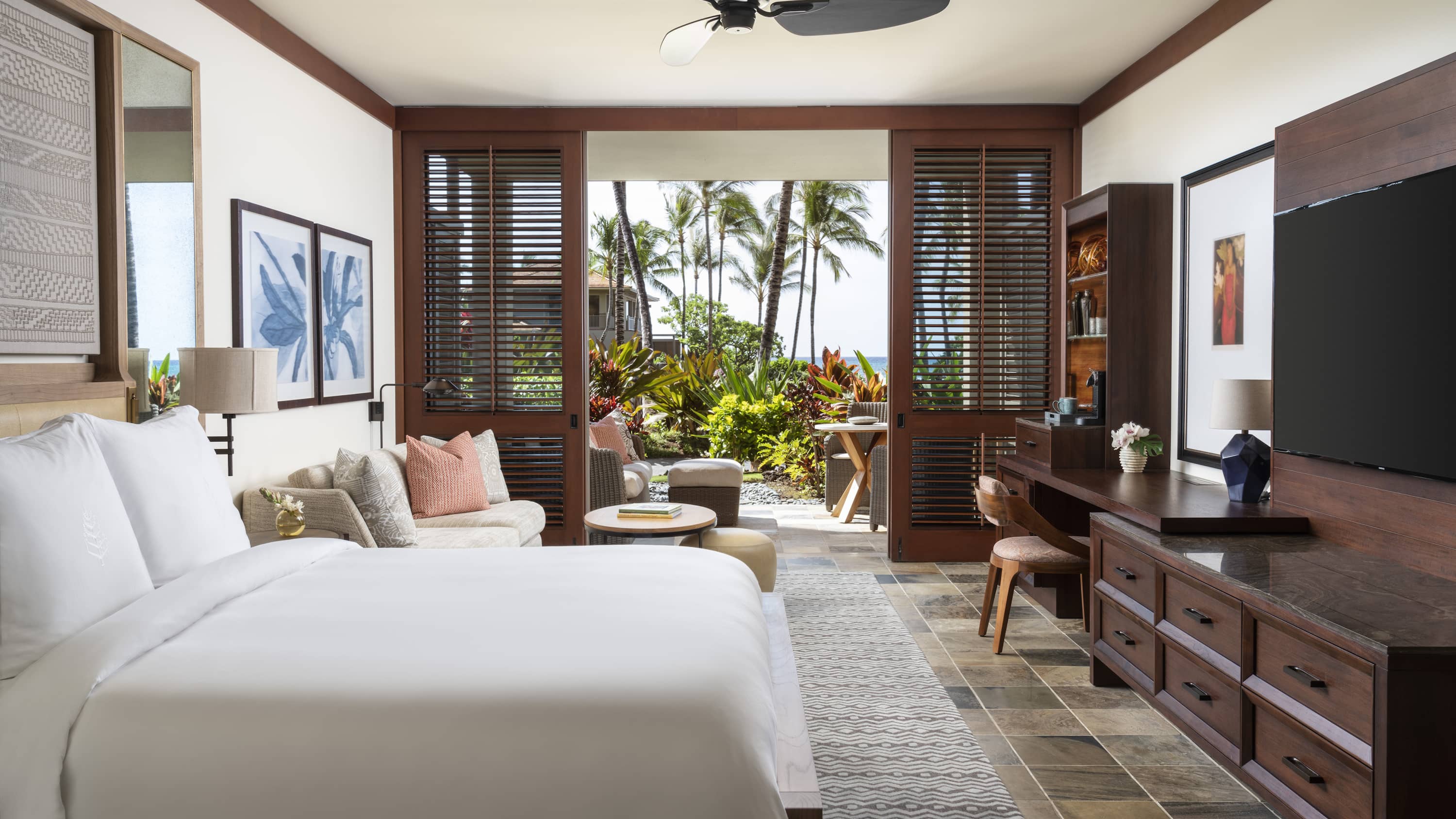 Double Ocean View King Bed