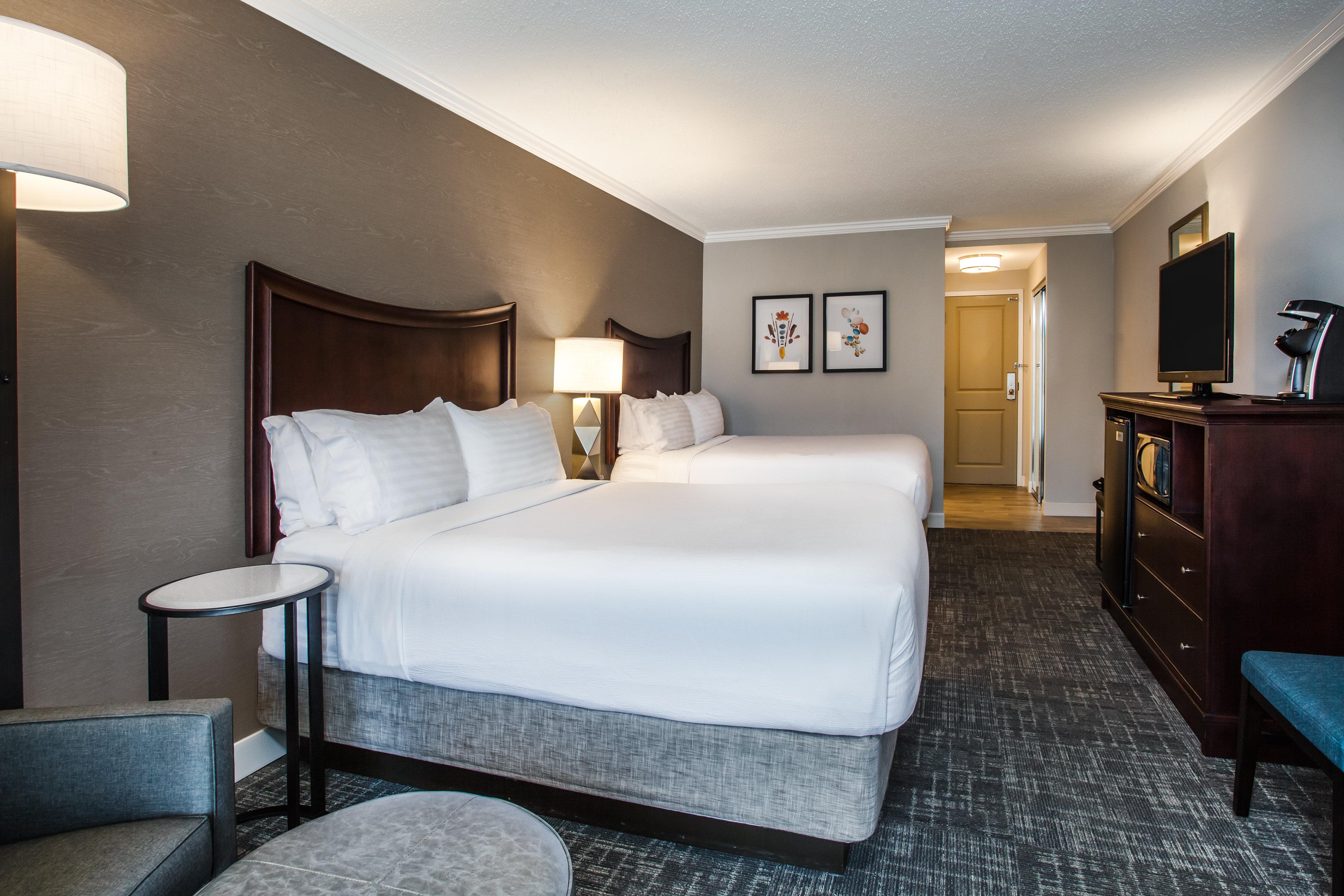 Double Two Queen Beds Premium