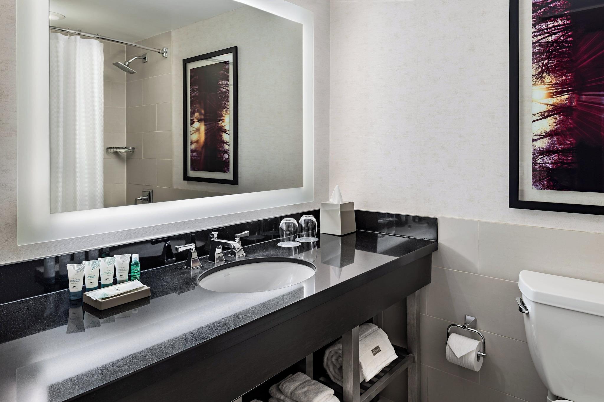 Junior Suite Lake View