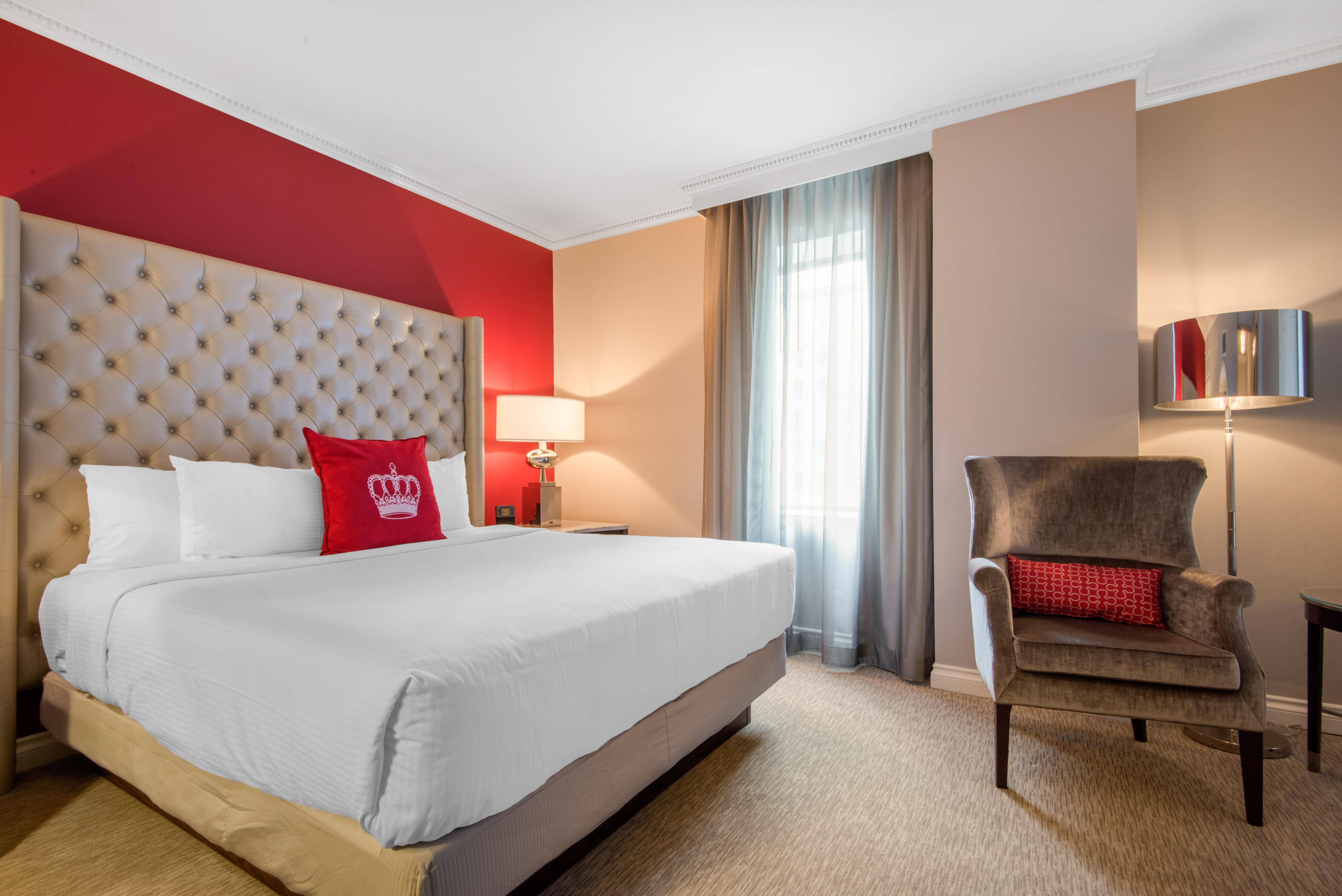 Double Deluxe King Bed