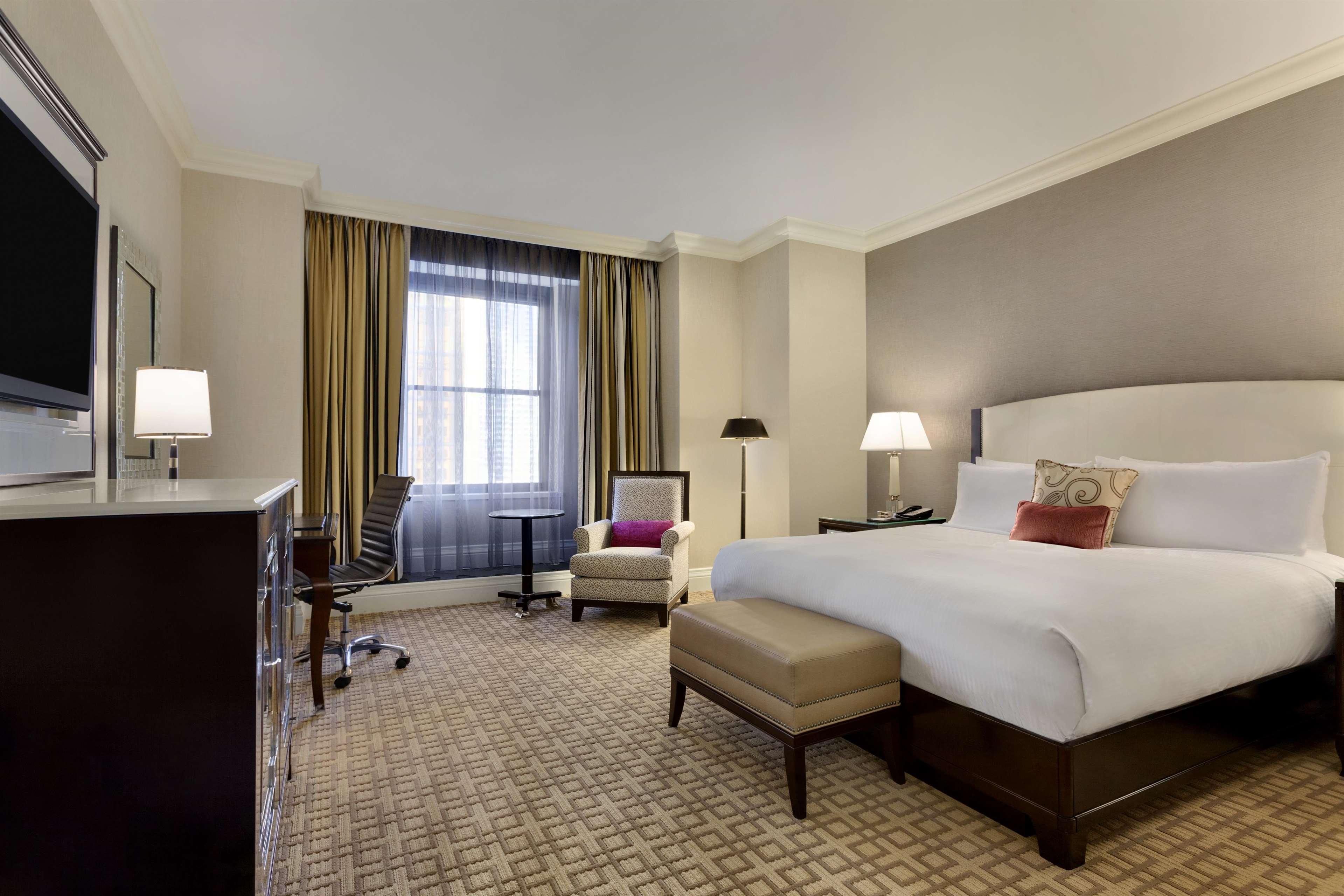 Double Deluxe King Bed